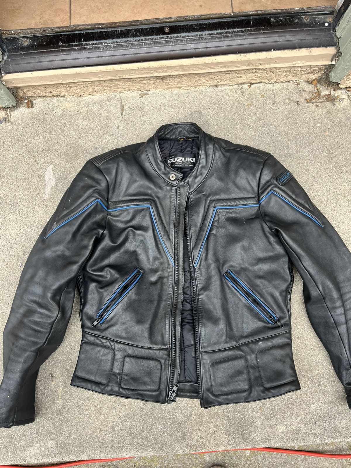 Vintage Vintage Suzuki Leather Motorcycle Jacket Size 44 Size US S / EU 44-46 / 1 - 1 Thumbnail