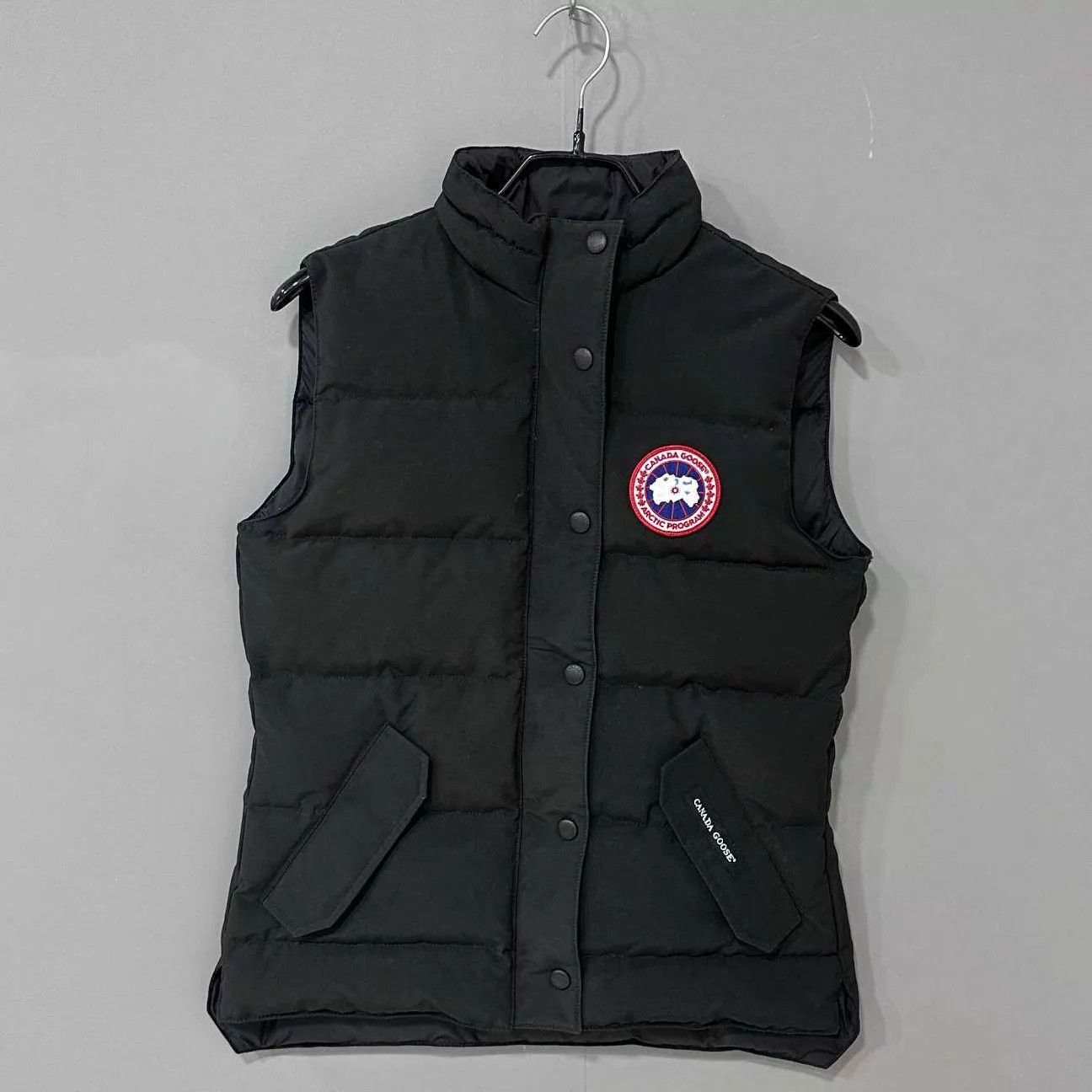 Canada Goose Canada Goose Classic Logo Down Vest Size S Size S / US 4 / IT 40 - 1 Thumbnail