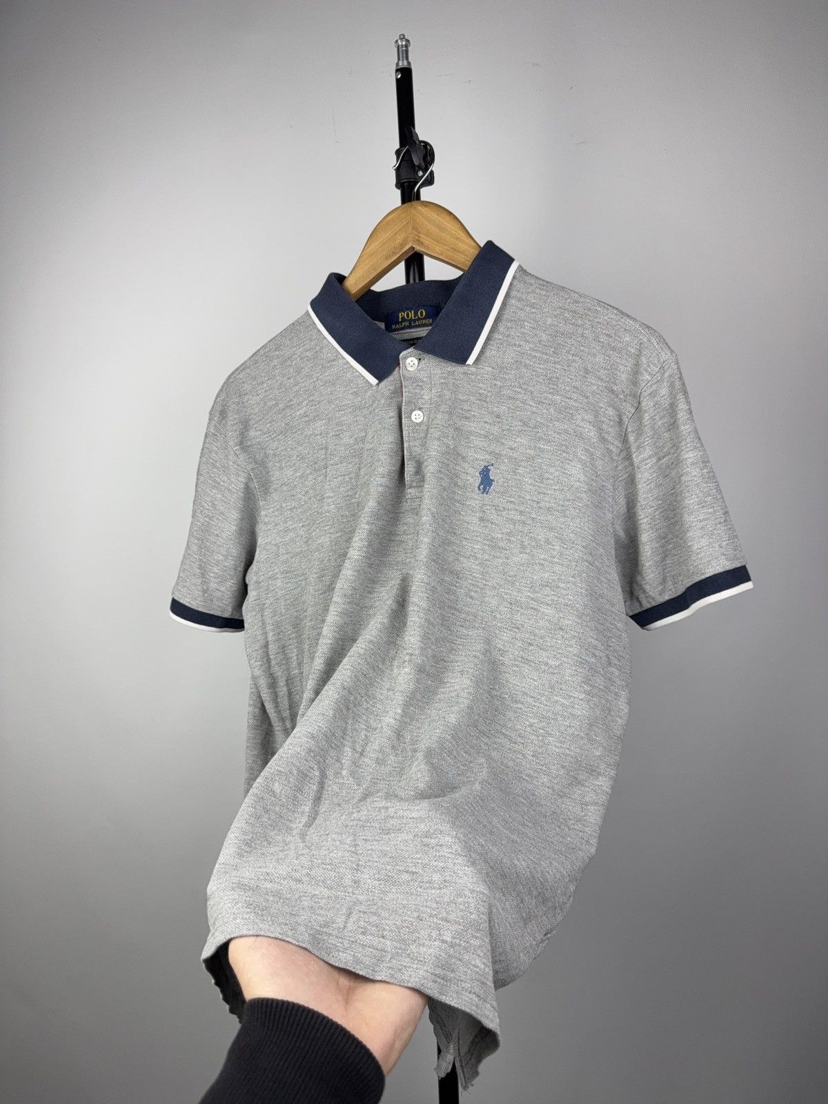 Polo Ralph Lauren Y2K 00s Ralph Lauren Custom Slim Fit Polo Grey Navy Trim L Size US L / EU 52-54 / 3 - 5 Thumbnail