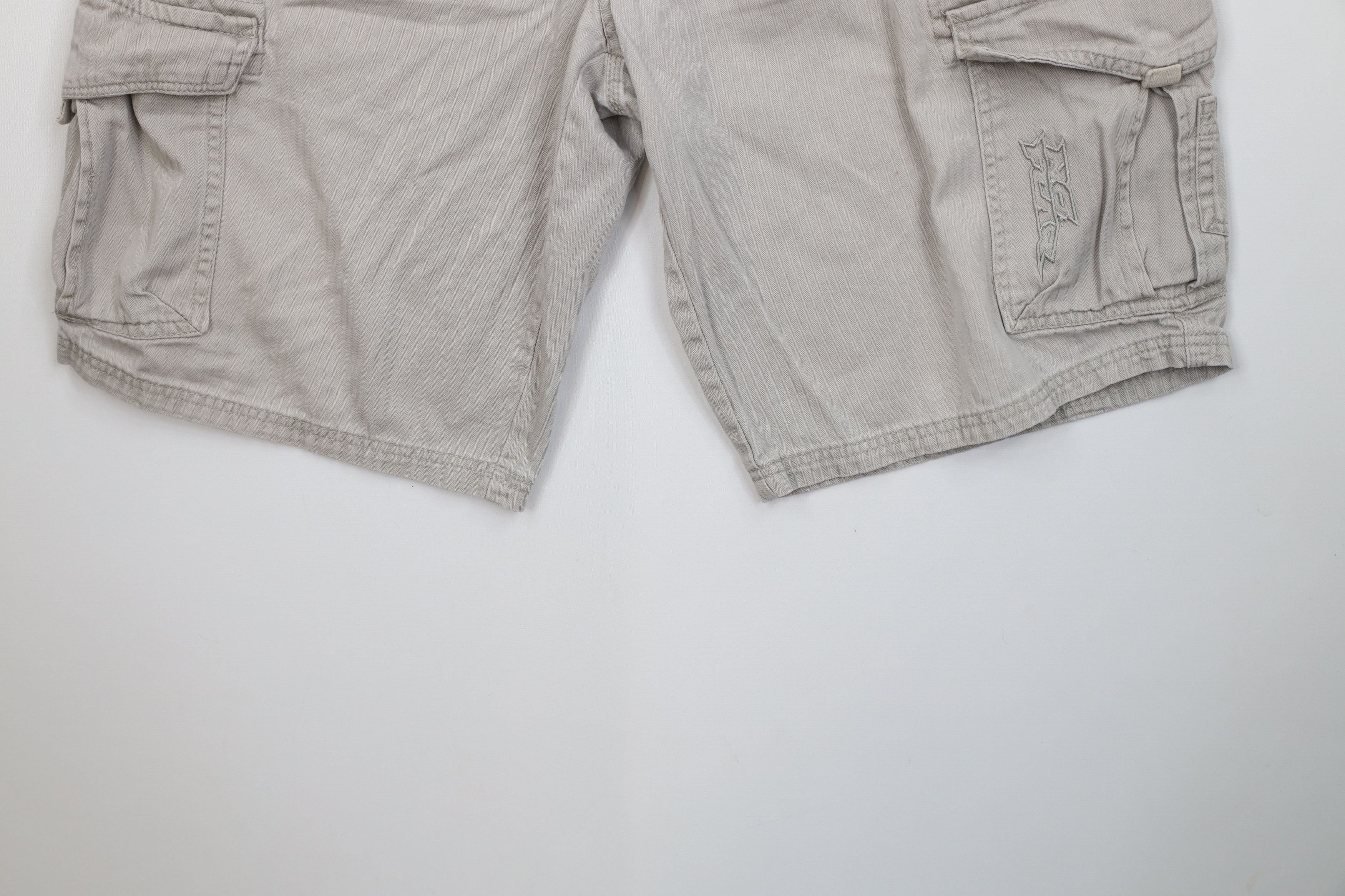No Fear Vintage 90s Y2K No Fear Herringbone Baggy Cargo Shorts Gray Size US 38 / EU 54 - 4 Thumbnail