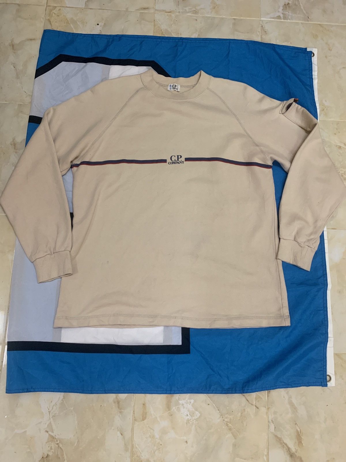 C.P. Company × Japanese Brand × Massimo Osti C.P.Company Center Logo Sweatshirt Japan Size US L / EU 52-54 / 3 - 3 Thumbnail