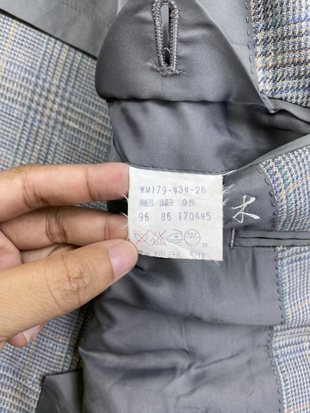 Burberry Vintage Burberry Double Button Blazer Suit Jacket Size US M / EU 48-50 / 2 - 10 Thumbnail