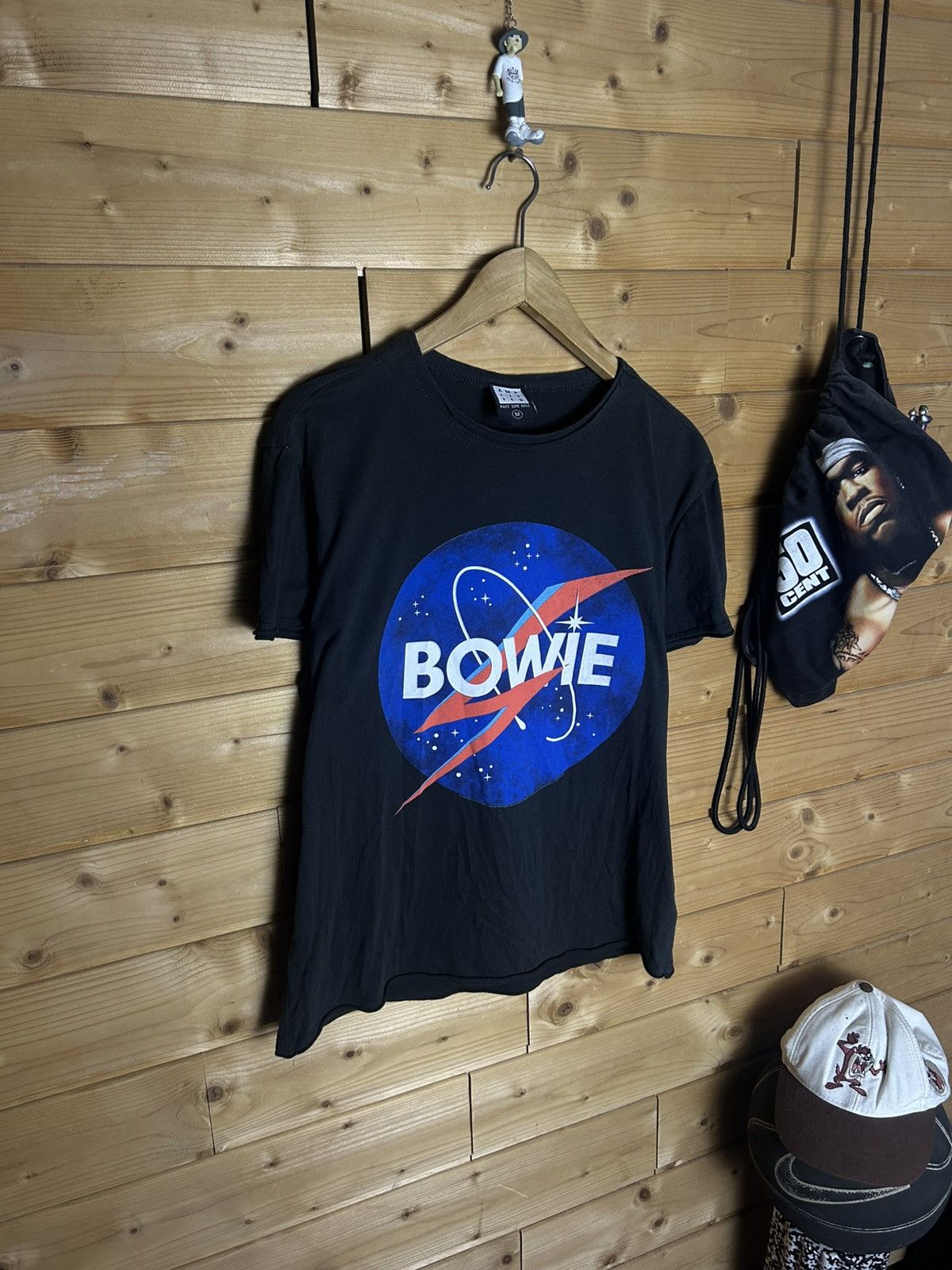 Band Tees David Bowie nasa parody t shirt Size US M / EU 48-50 / 2 - 1 Thumbnail