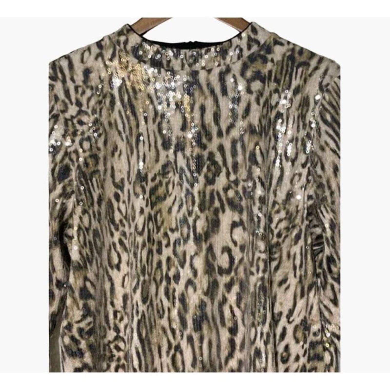 Chicos Chicos Cheetah Print Sequin Mock Long Sleeve Sparkle Top S Size S / US 4 / IT 40 - 4 Thumbnail
