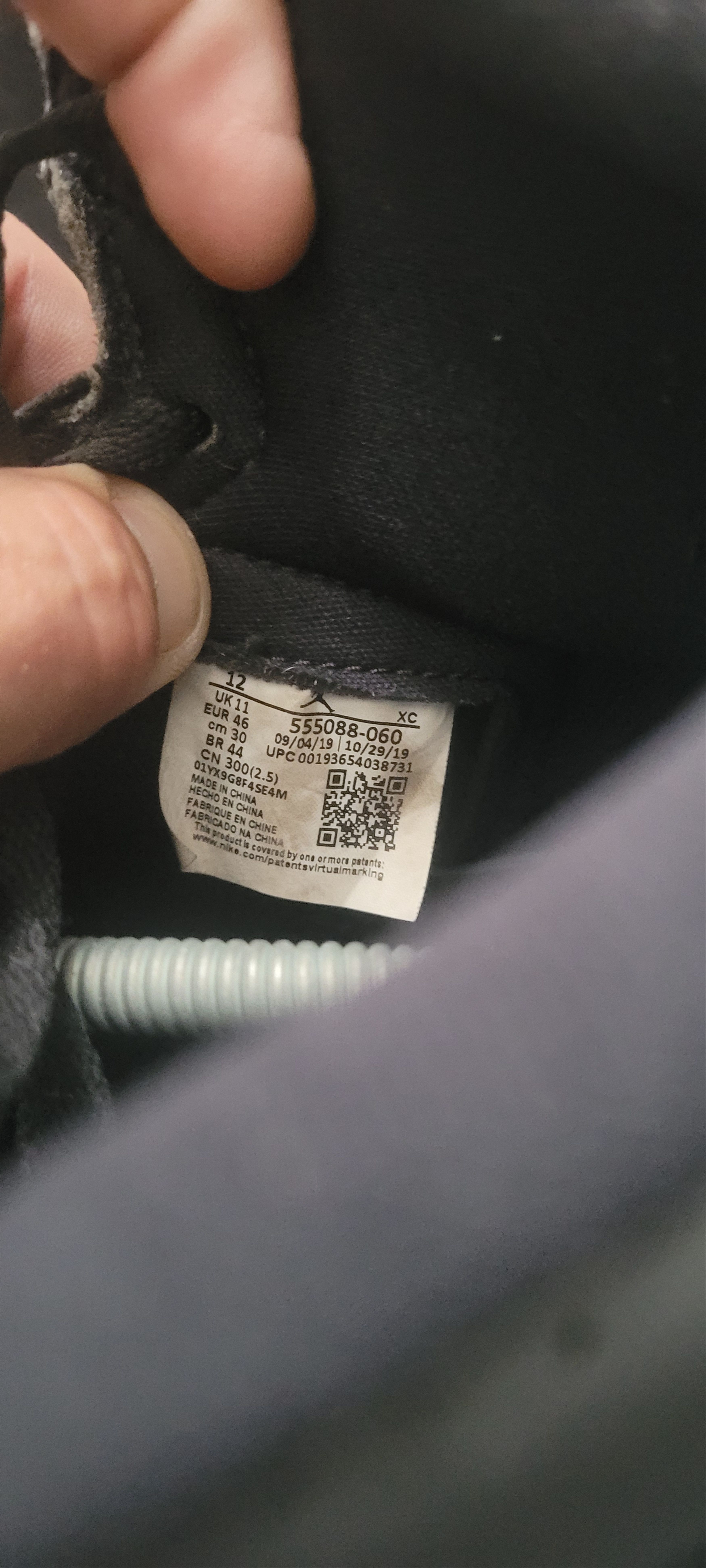 Jordan Brand Air Jordan 1 Retro OG Size US 12 / EU 45 - 1 Thumbnail
