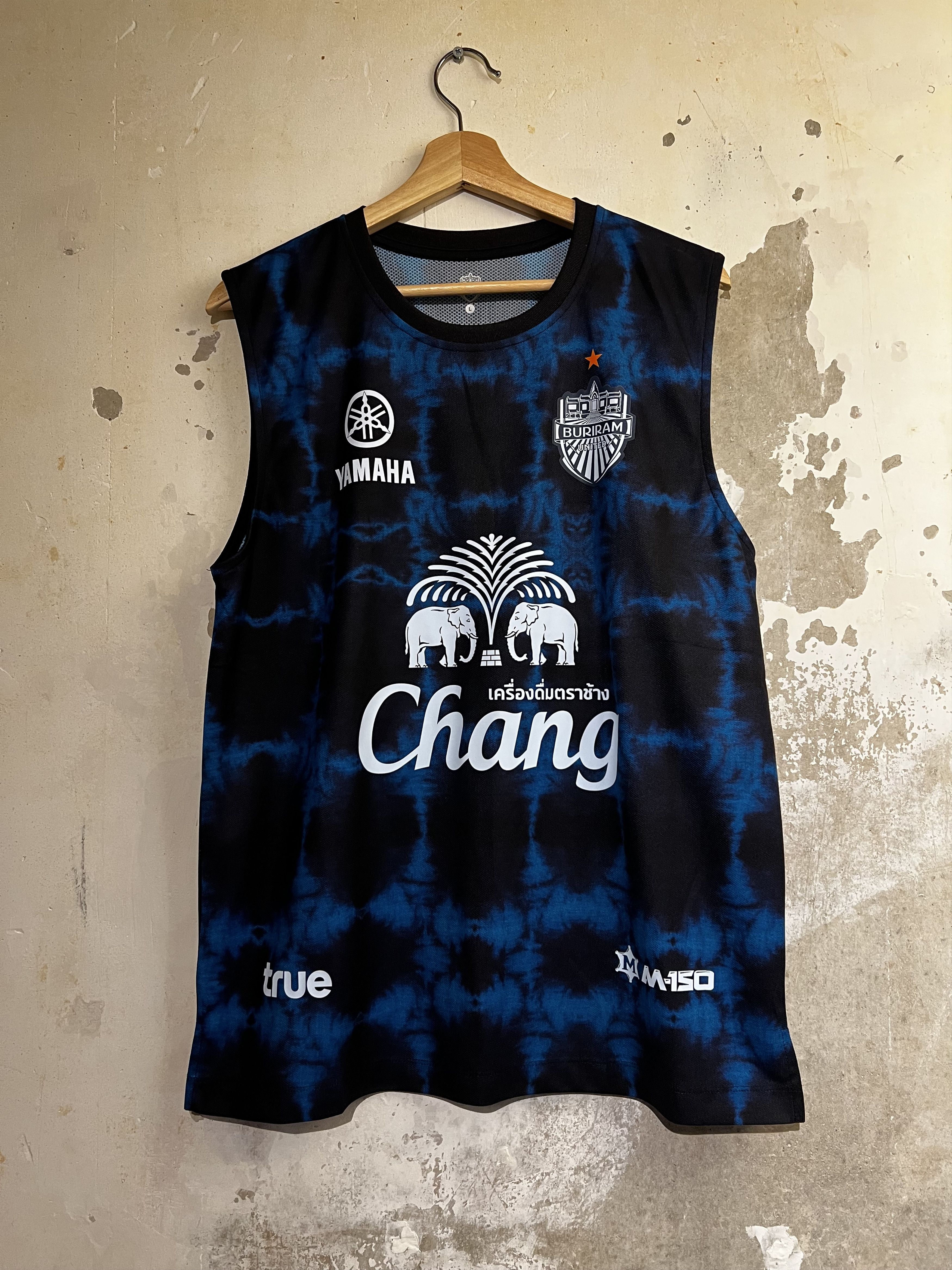 Other Original Buriram United Soccer Training Jersey Tank-Top Size US L / EU 52-54 / 3 - 1 Thumbnail