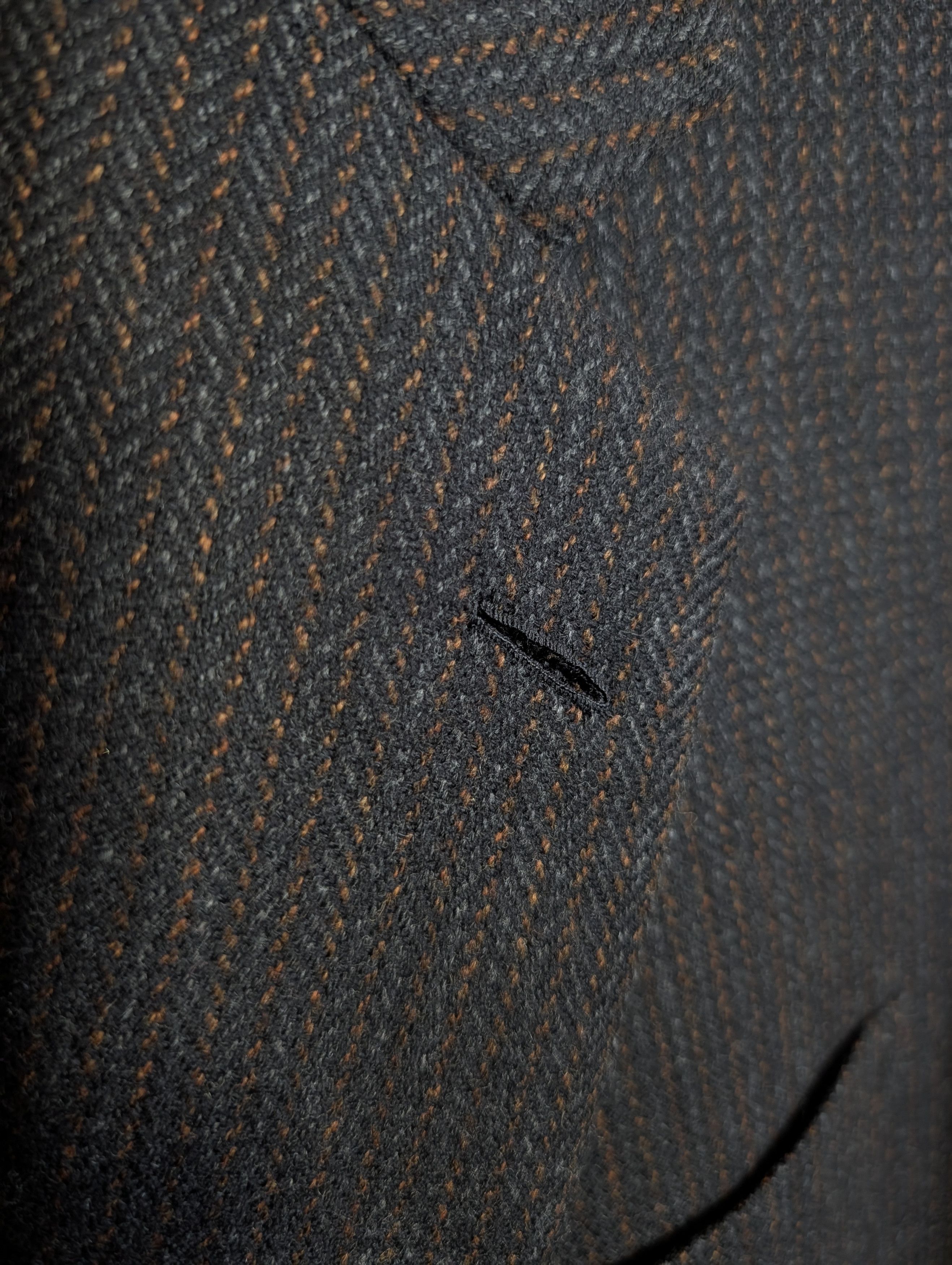 Brioni Wool & cashmere brown herringbone knit sport coat Size 46R - 3 Thumbnail
