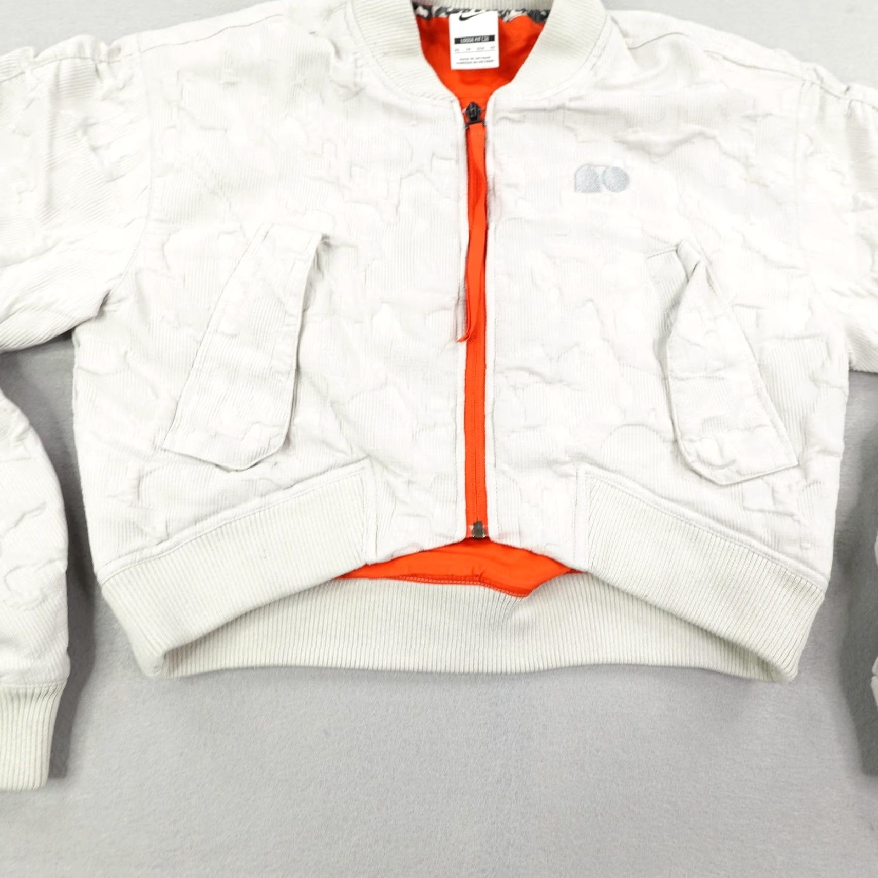 Nike Nike Jacket Womens XS Gray Naomi Osaka Tennis Maneki-neko Bomber Coat Full Zip Size XS / US 0-2 / IT 36-38 - 4 Thumbnail