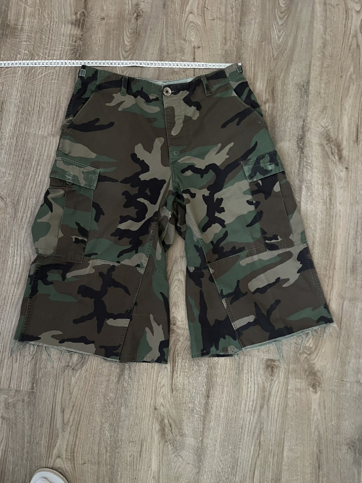 Vintage NBHD Camo shorts Size US 35 - 3 Thumbnail