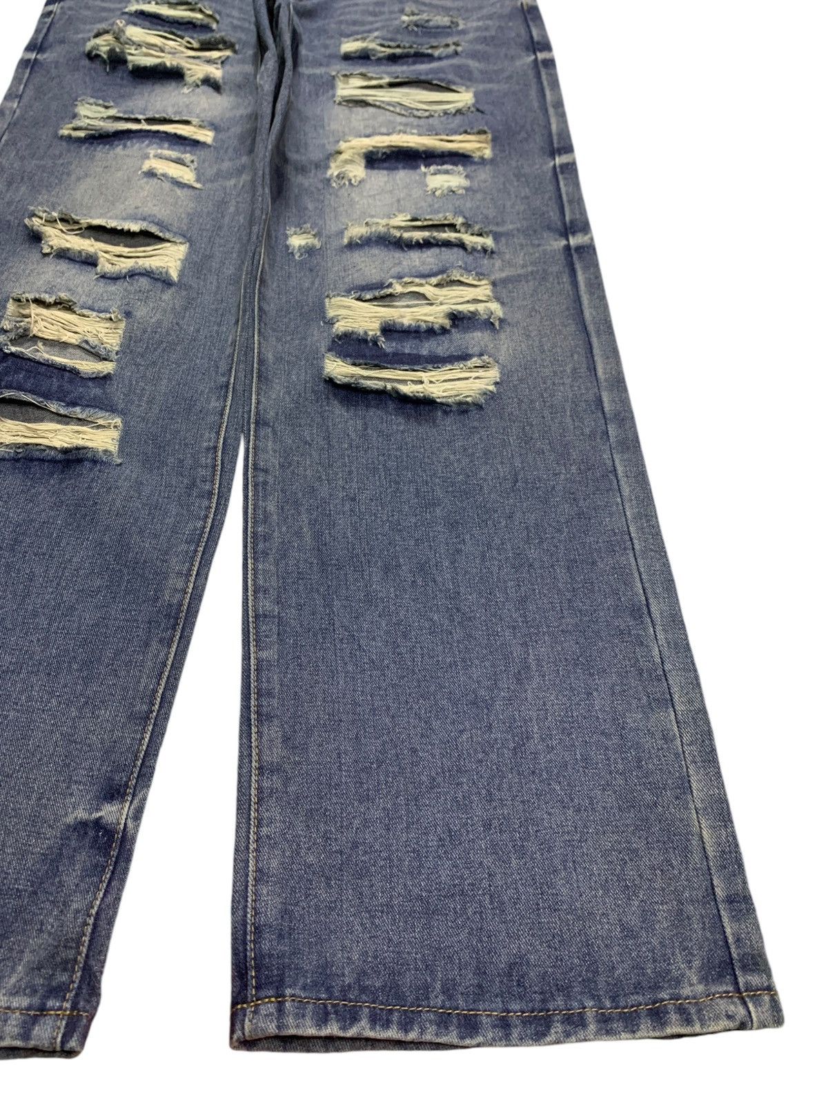 Japanese Brand SALES🔥Vintage Japanese Brand Blue Wash Ripped Baggy Jeans Size US 36 / EU 52 - 7 Thumbnail