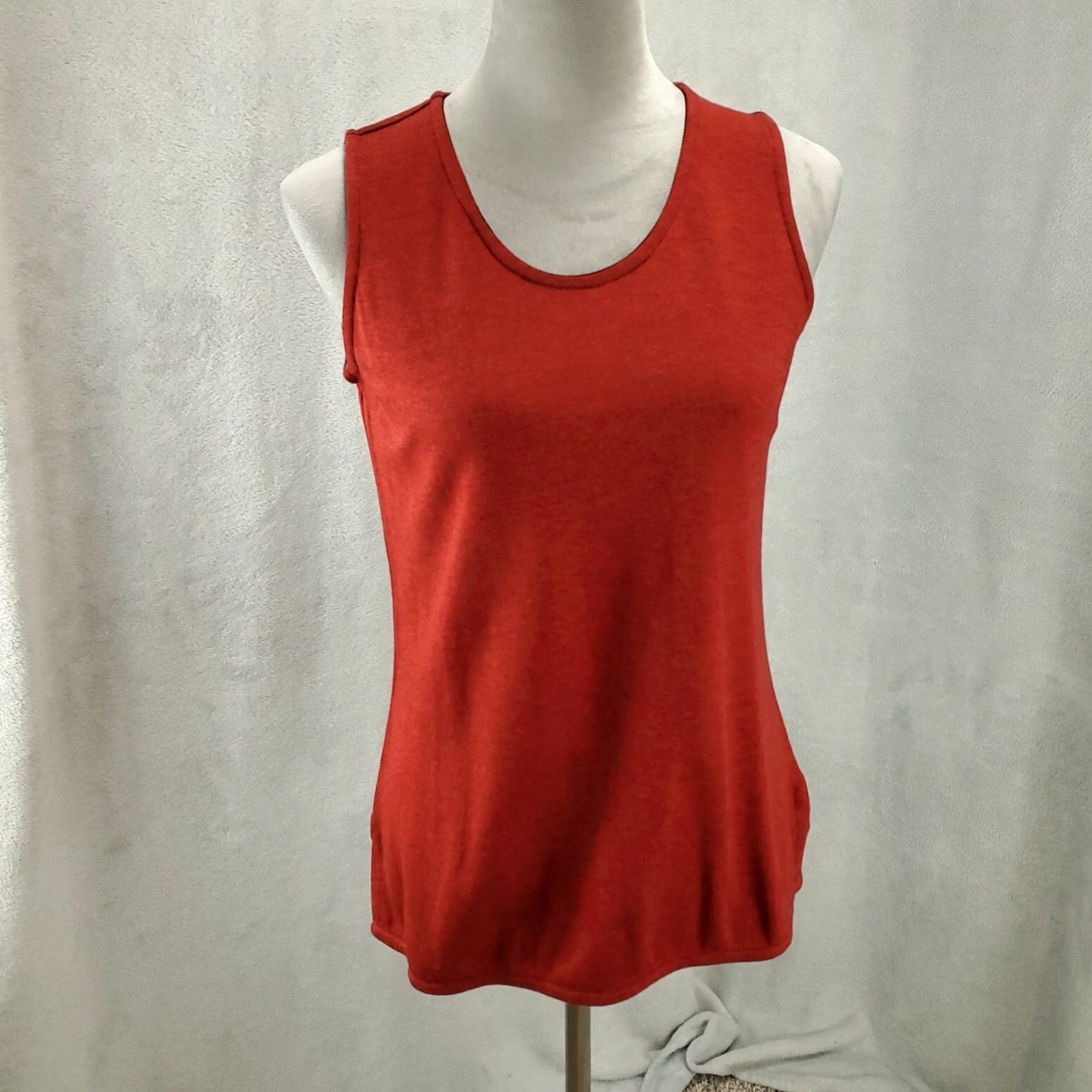 Vintage VINTAGE New Reversible Tank Black Red Womens Size Small Soft NWT Parsley And Sage Size S / US 4 / IT 40 - 2 Thumbnail