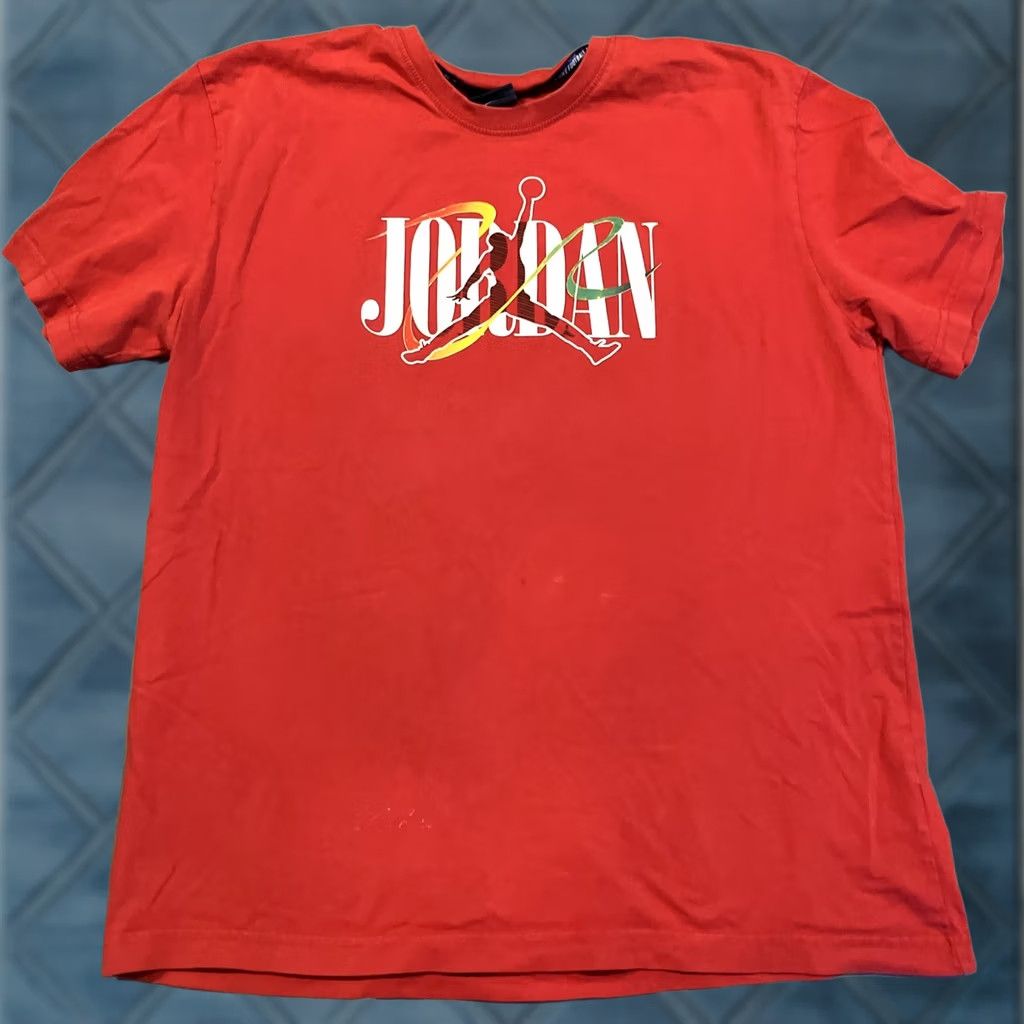 Nike VINTAGE Nike T-Shirt Red Jumpman Puff Print XL Mens Short Sleeve Crew Neck Logo 80s 90s Size US XL / EU 56 / 4 - 1 Thumbnail