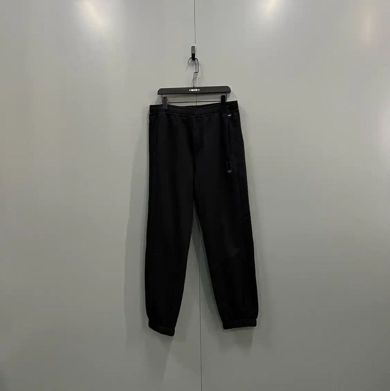 Fendi Fendi Casual Black Cotton Pants for Men 0089 Size US 30 / EU 46 - 1 Thumbnail
