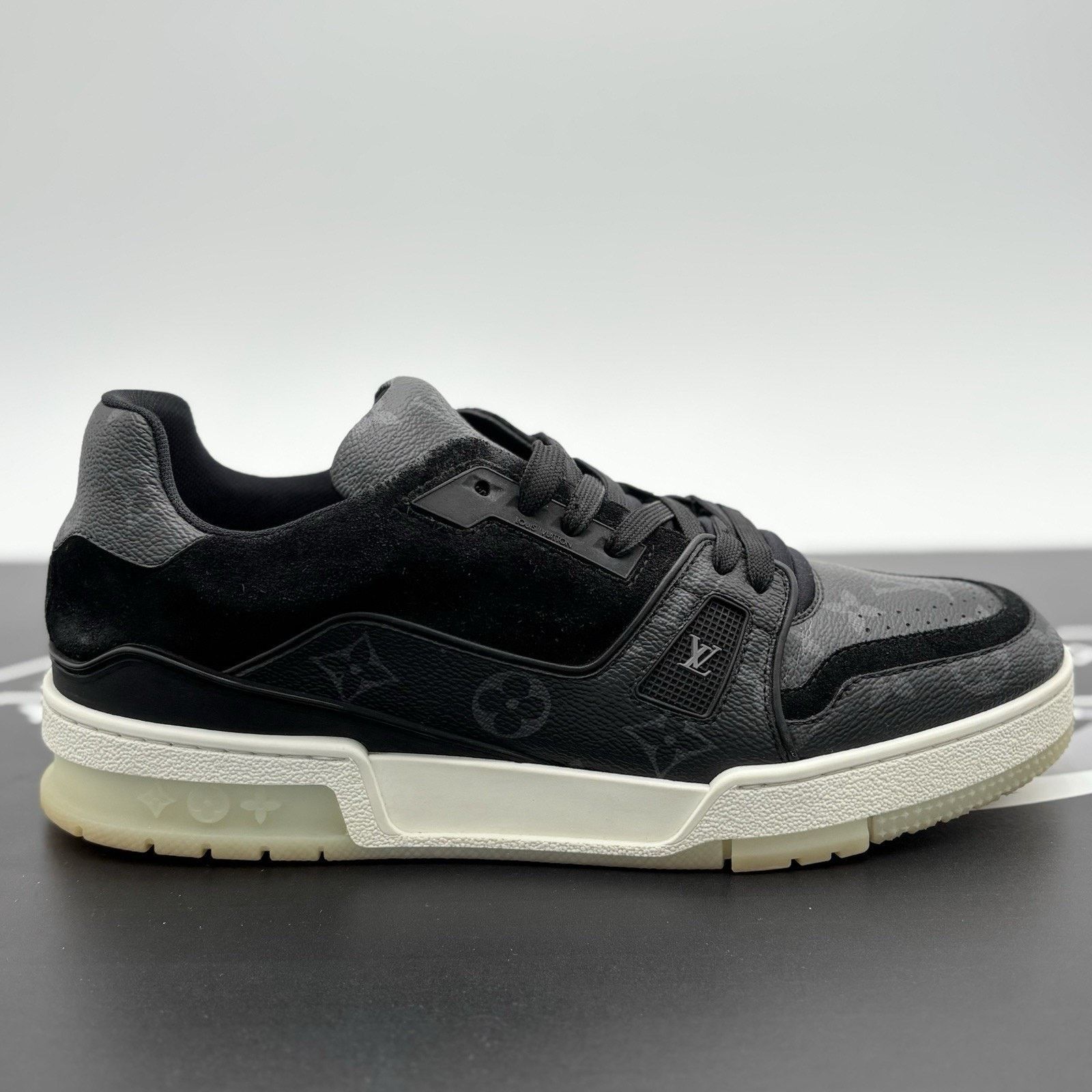 Louis Vuitton Louis Vuitton Trainer ' Black Monogram ' | GREAT COND! Size US 9 / EU 42 - 2 Thumbnail