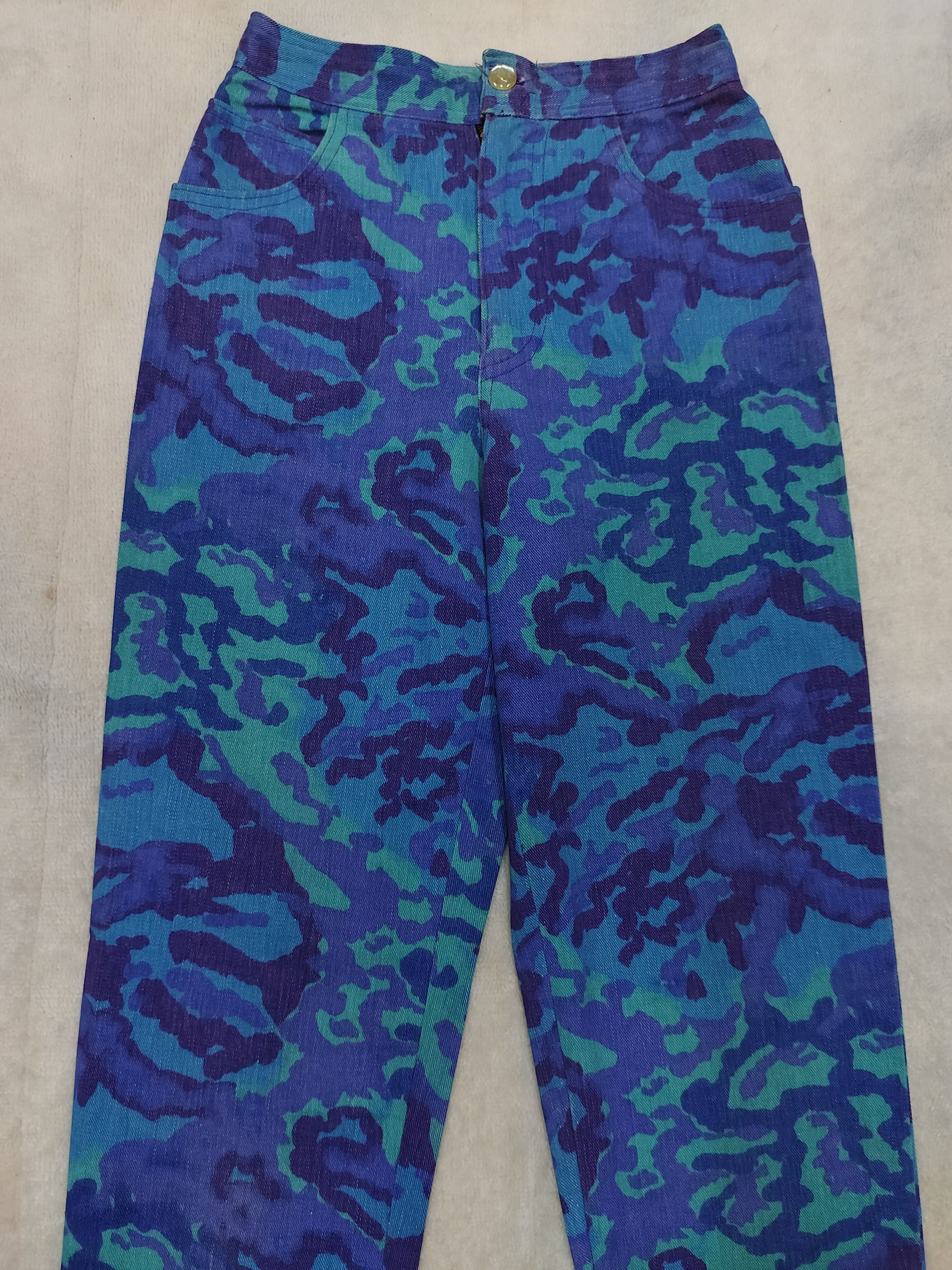 Vintage 💥Vintage Camoflage Blue Art High Waist Jeans Size 29" - 2 Thumbnail