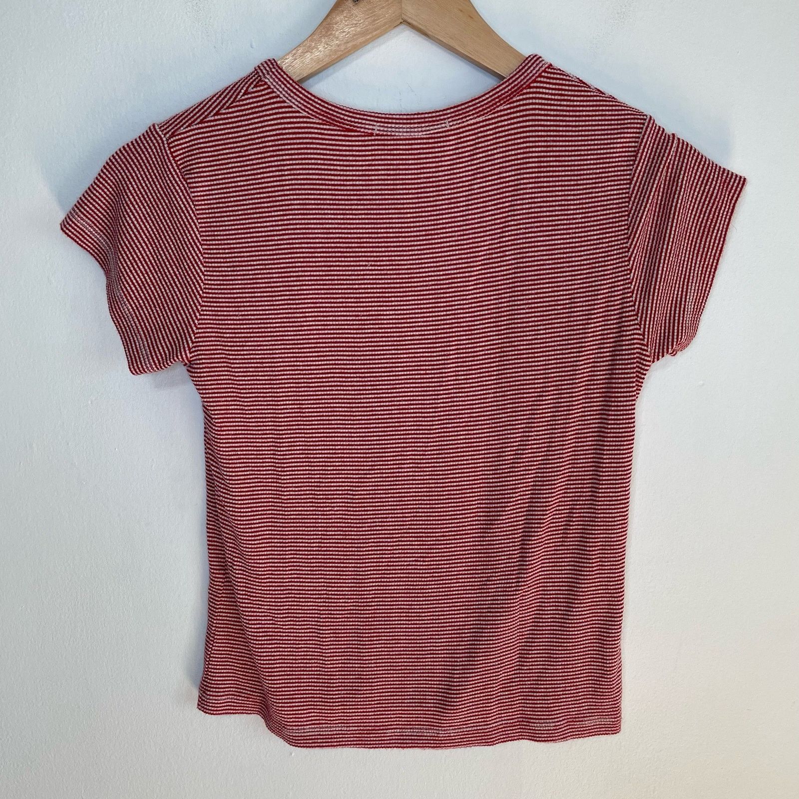 Brandy Melville Brandy Melville Stiped Top OS Womens Red White Short Sleeve Size ONE SIZE - 2 Thumbnail