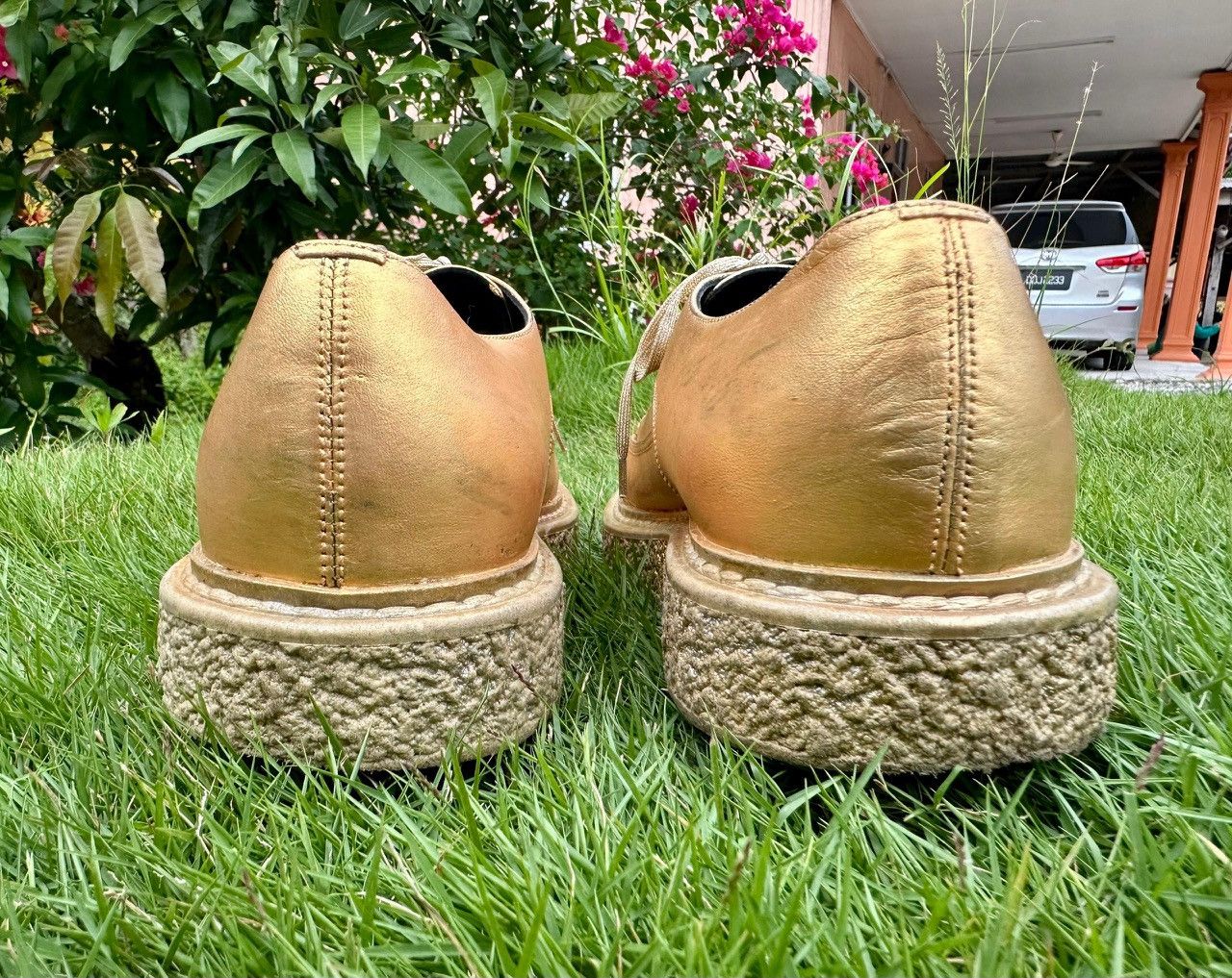 Hedi Slimane × Saint Laurent Paris Saint Laurent By Heidi Slimane Metallic Gold Lace Up Classic Size US 9.5 / EU 42-43 - 2 Thumbnail