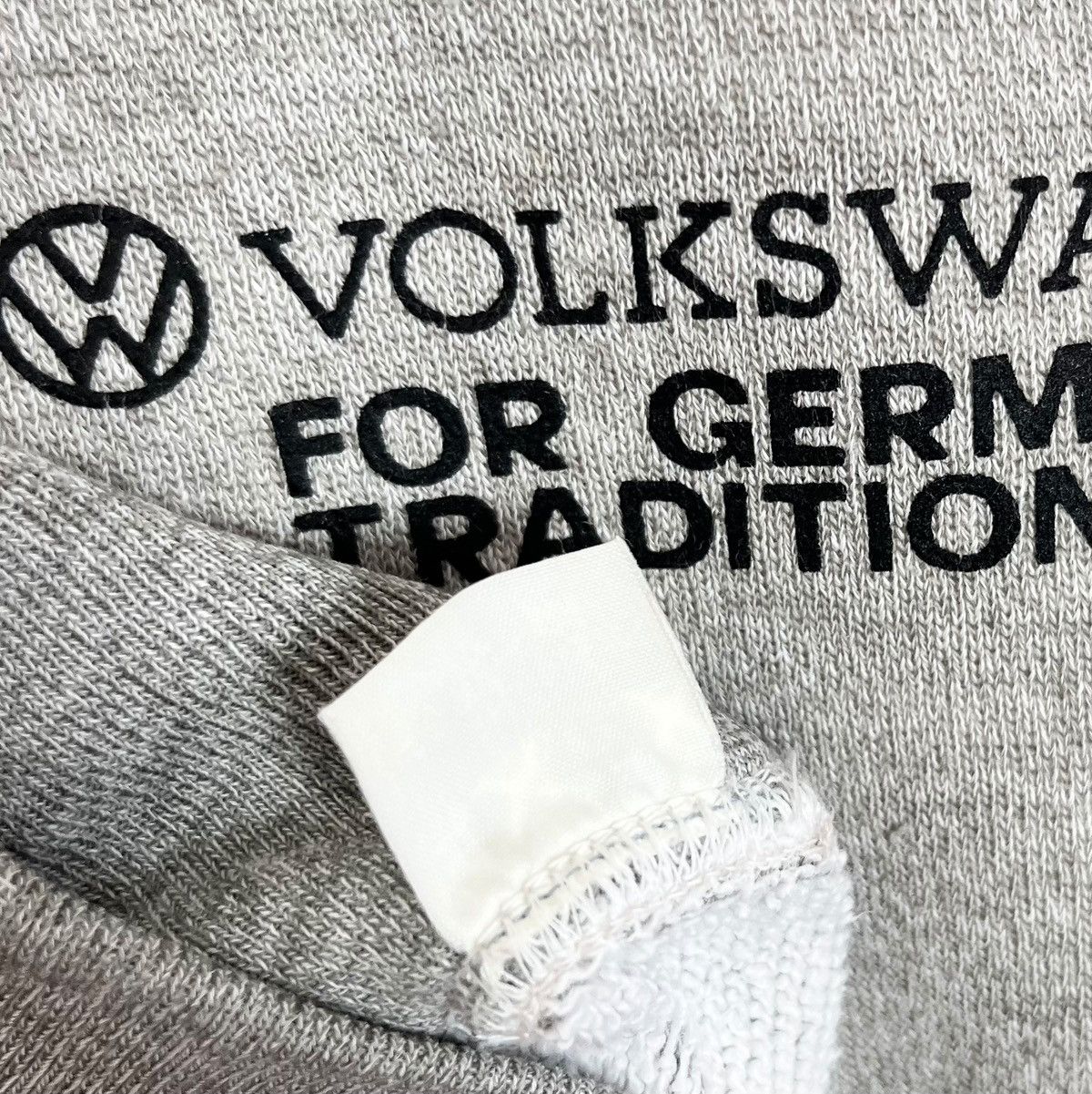 Vintage Vintage Volkswagen Raglan Sweatshirt Size US L / EU 52-54 / 3 - 6 Thumbnail