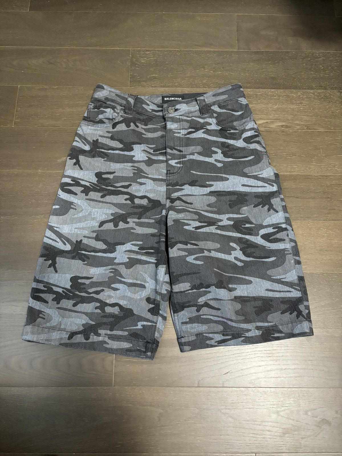Balenciaga Balenciaga camo shorts | Grailed