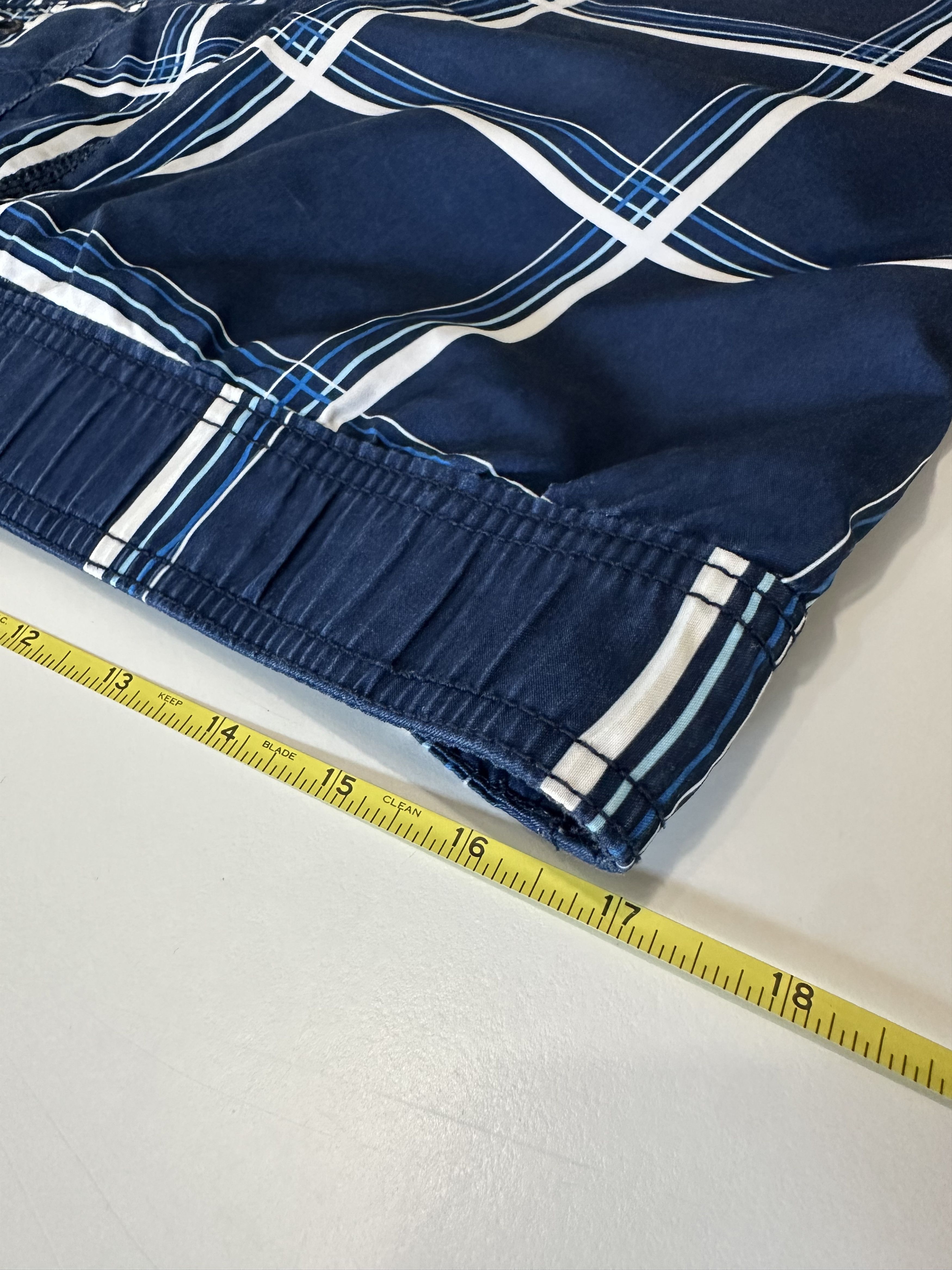 Old Navy Mens Old Navy Swim Trunks/Shorts Medium Blue/White Stripes Size US 34 / EU 50 - 4 Thumbnail