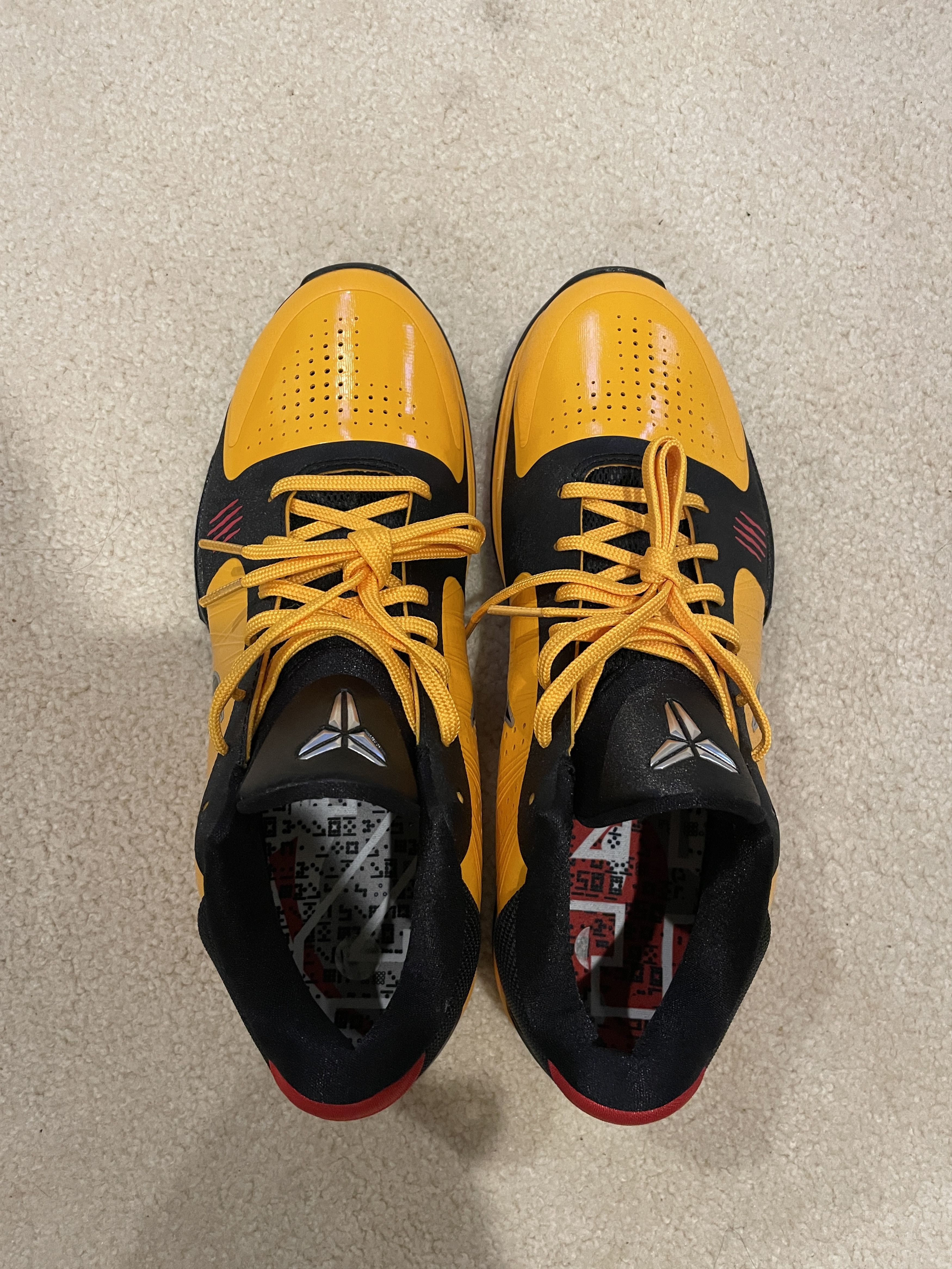 Kobe Bryant Shoes Kobe And Kyrie Collab Shoe Shop Kyrie And Kobe