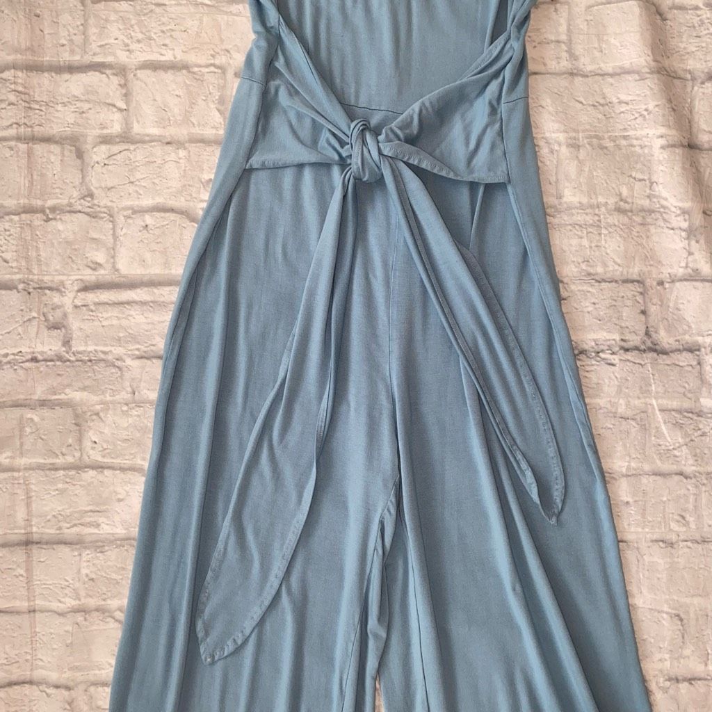 Other Women M sleeveless wide leg Flowy jumpsuit w/tie belt blue Size 30" / US 8 / IT 44 - 3 Thumbnail