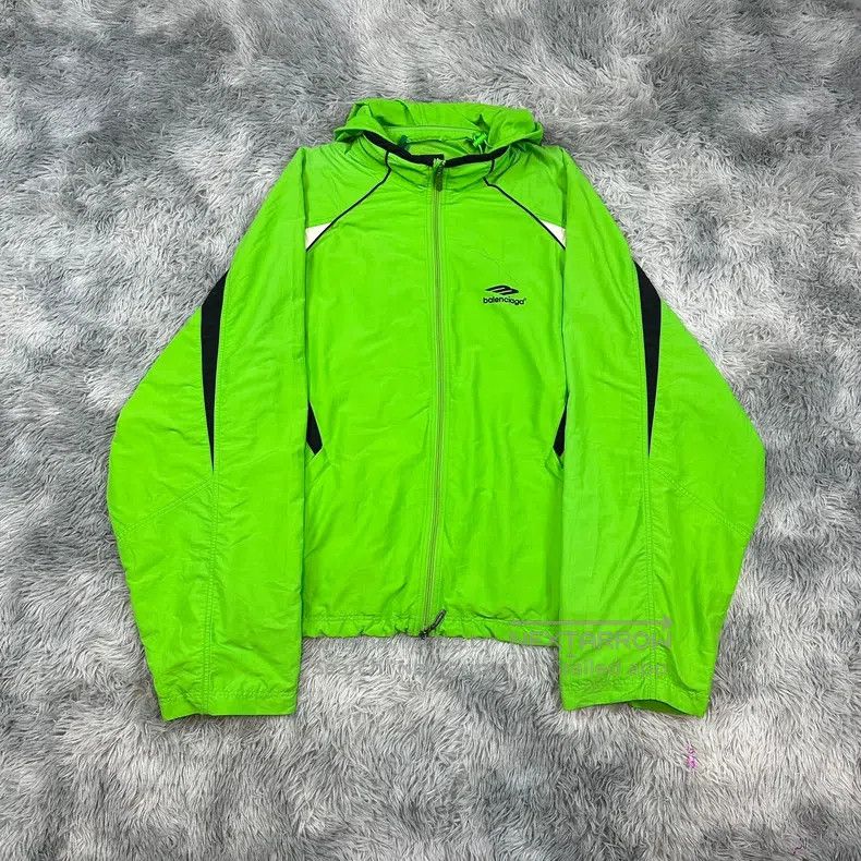 Balenciaga Balenciaga Neon green color block windbreaker Size US S / EU 44-46 / 1 - 1 Thumbnail