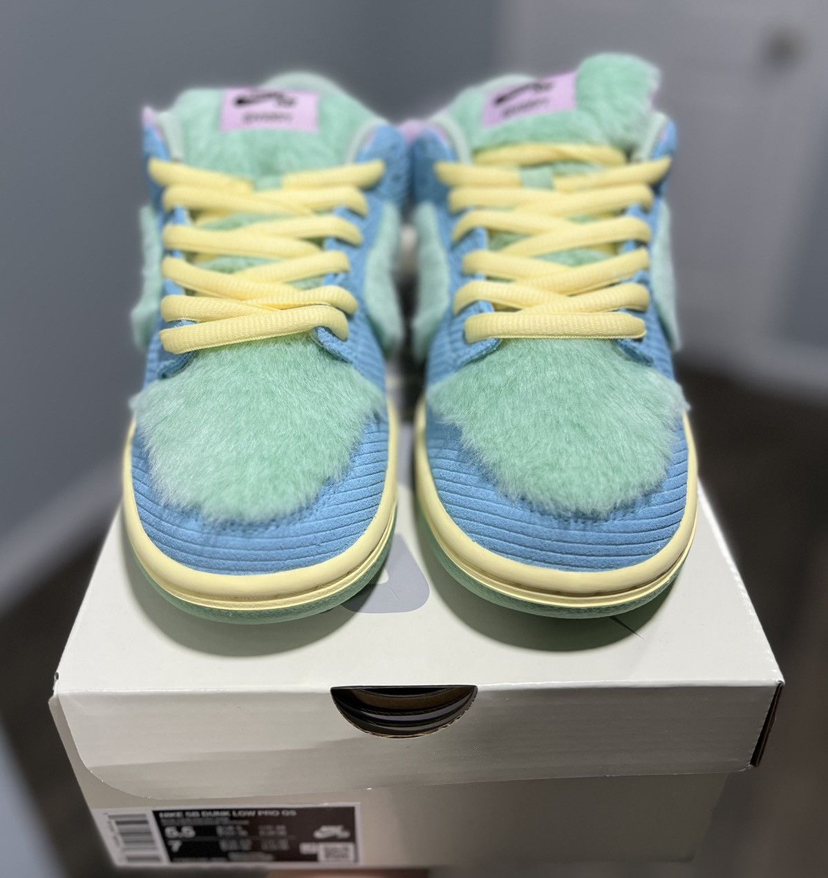 Nike Size 5.5 - Nike Verdy x Dunk SB Low Visty Size US 5.5 / EU 38 - 6 Thumbnail