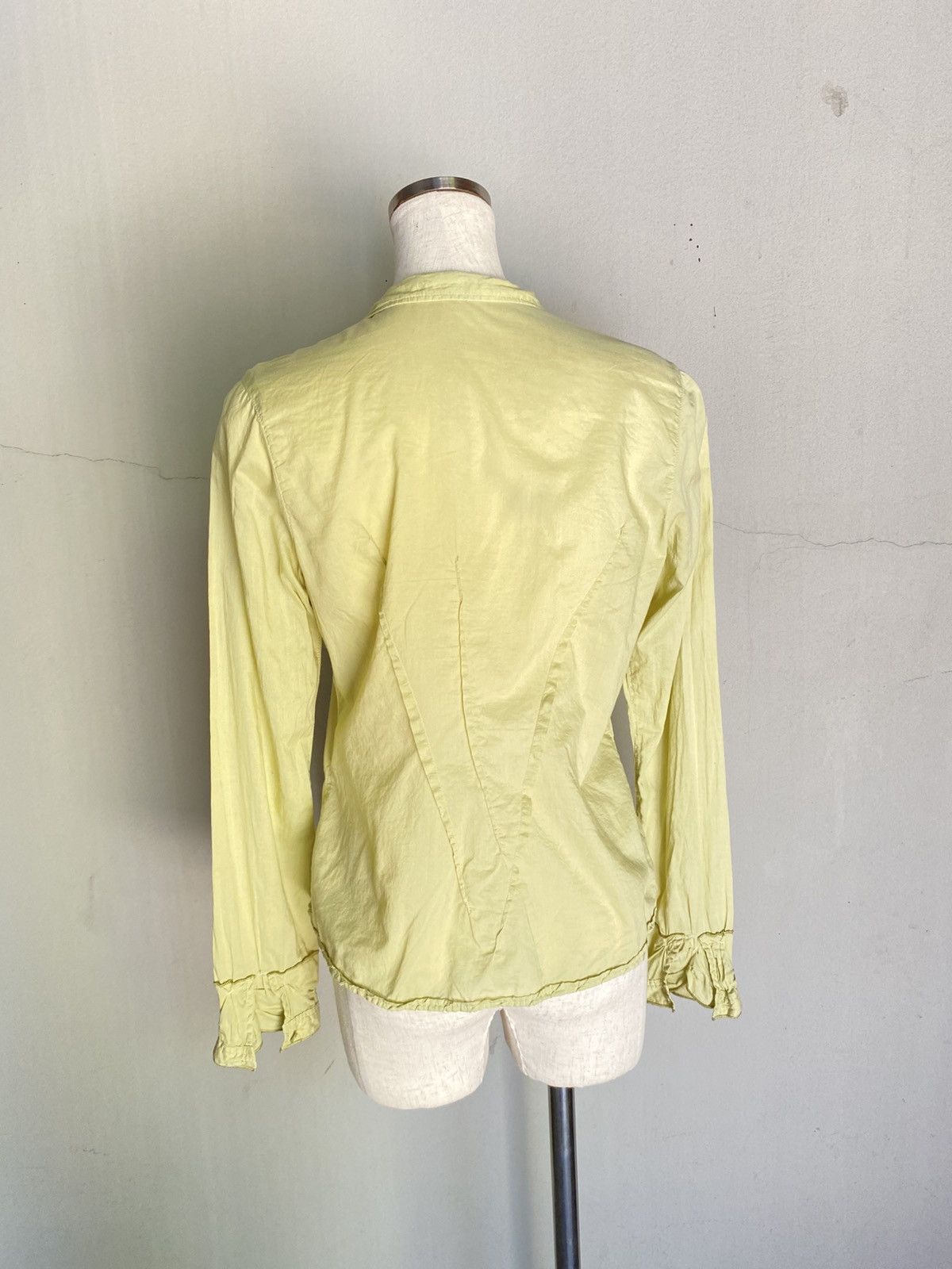 Marithe + Francois Girbaud MARITHE + FRANCOIS GIRBAUD Light Yellow Button-Up Blouse Size ONE SIZE - 4 Thumbnail