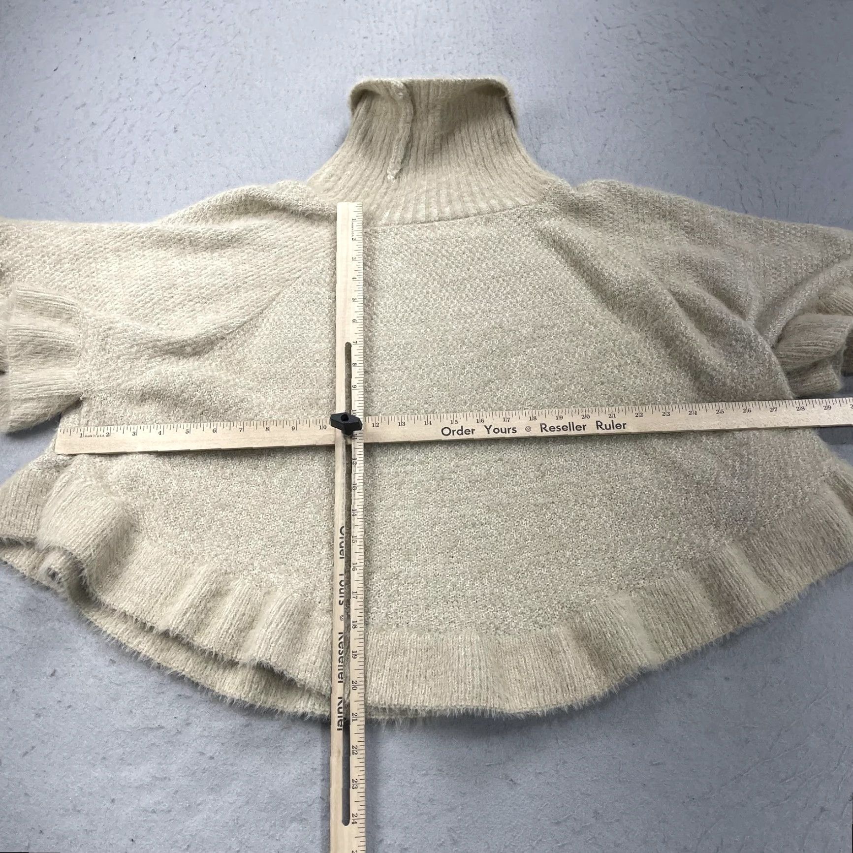 Anthropologie VINTAGE Anthropologie Womens Sweater Caped Poncho Turtleneck One Size Beige Oversized Knit Size ONE SIZE - 7 Thumbnail