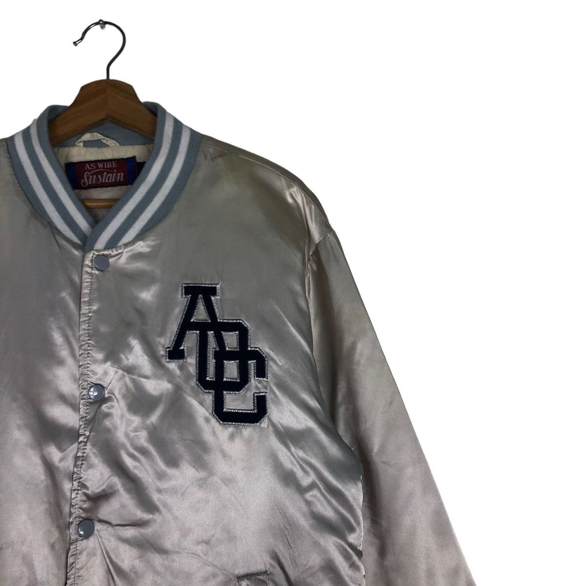 Japanese Brand 🔥Vtg Satin Bomber Jacket Chicago Big Logo Spell Out Size US L / EU 52-54 / 3 - 6 Thumbnail