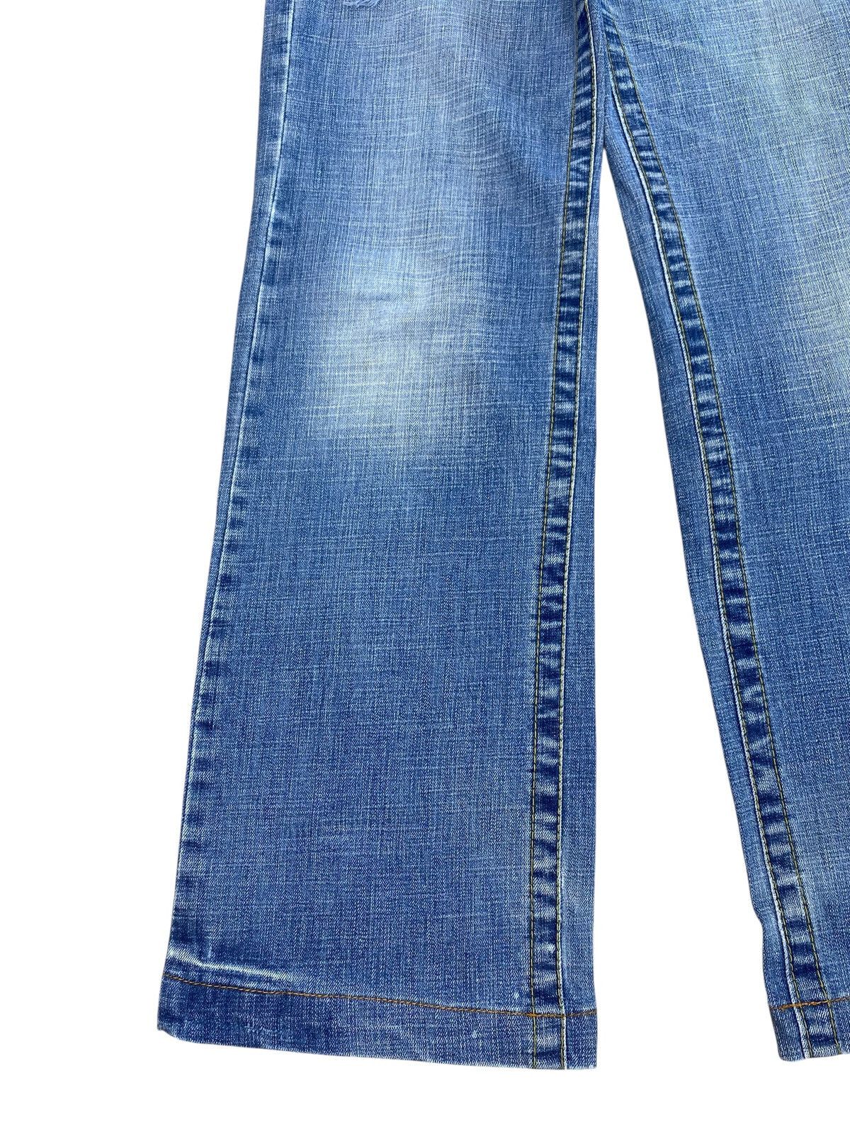 Other Japanese Brand Faded Wash Buckle Back Style Loose Jeans Size US 28 / EU 44 - 5 Thumbnail
