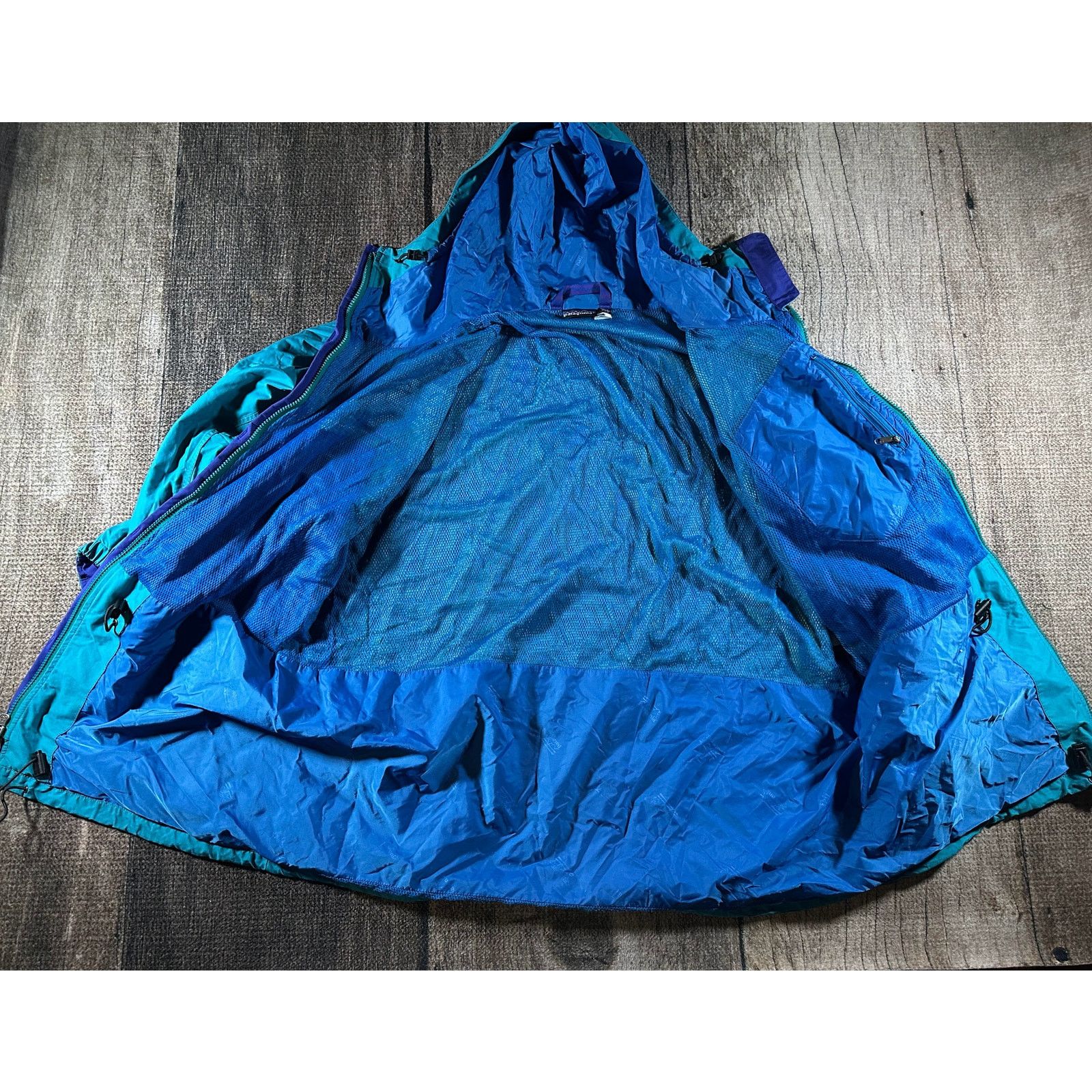 Patagonia Vintage Patagonia Jacket Men XL Teal Blue Hooded Windbreaker Size US XL / EU 56 / 4 - 9 Thumbnail
