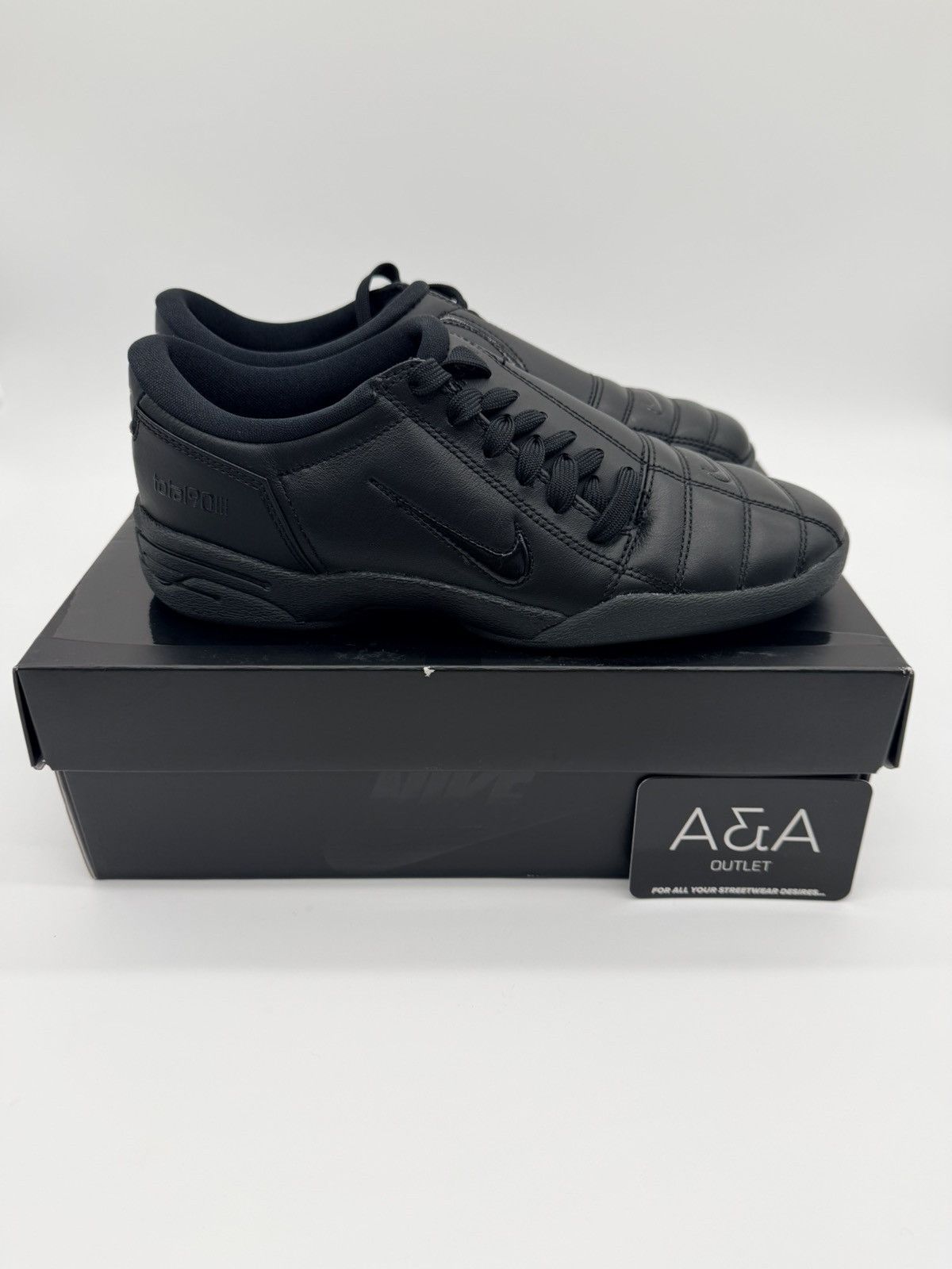 Nike Nike Total 90 Triple Black US 7.5 Brand New Free Shipping Size US 7.5 / IT 37.5 - 1 Thumbnail