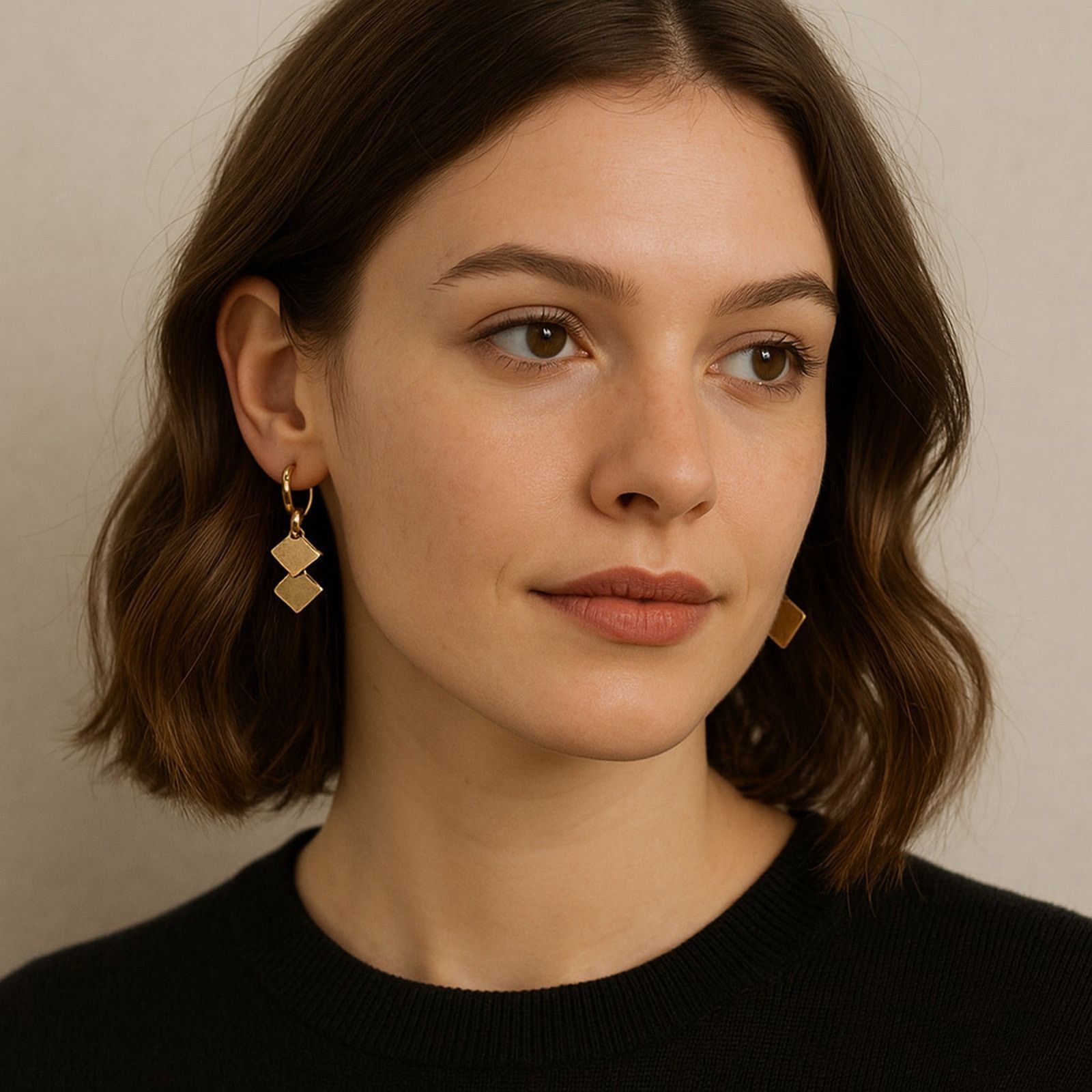 Other Retro Geometric Dangle Earrings Gold Tone Square Drop Size ONE SIZE - 1 Thumbnail