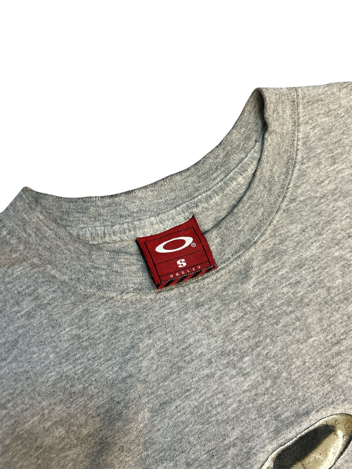Oakley 💥VINTAGE Oakley Software Oval Metallic Print Tee Size US S / EU 44-46 / 1 - 3 Thumbnail