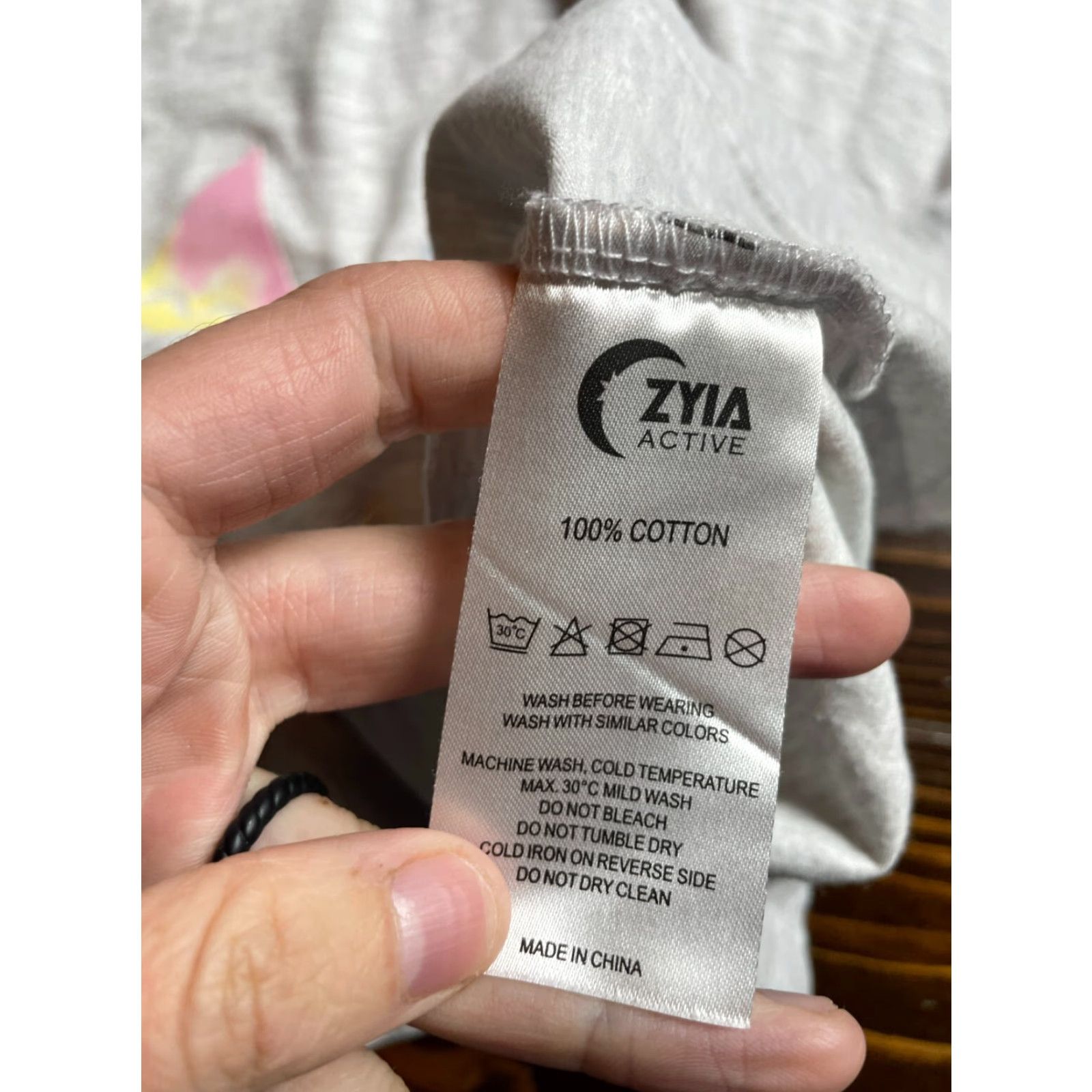 Vintage **ZYIA Active Gray Women's Size Small Mountain Print T-Shirt** User: ZYIA Active Gray Women's Size Small Mountain Print T-Shirt Size S / US 4 / IT 40 - 7 Thumbnail
