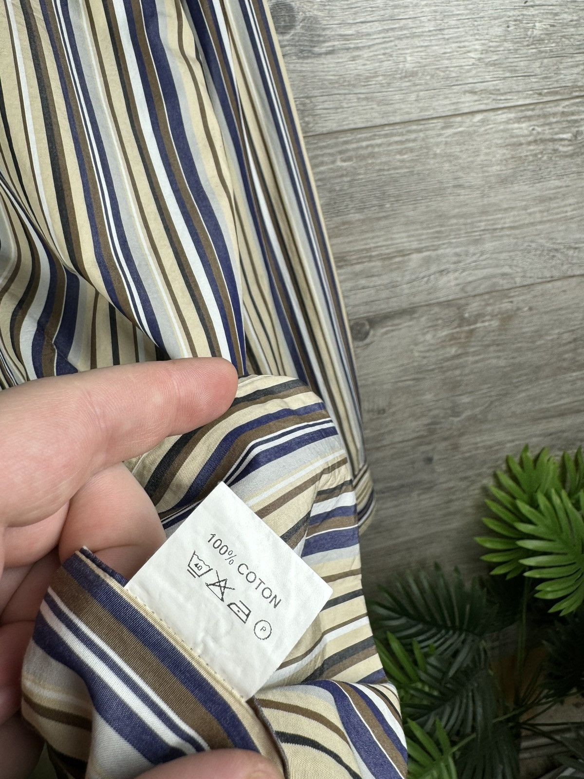 Designer × Givenchy × Vintage Givenchy Shirt Luxury In a beautiful stripe Size M Size US M / EU 48-50 / 2 - 20 Thumbnail