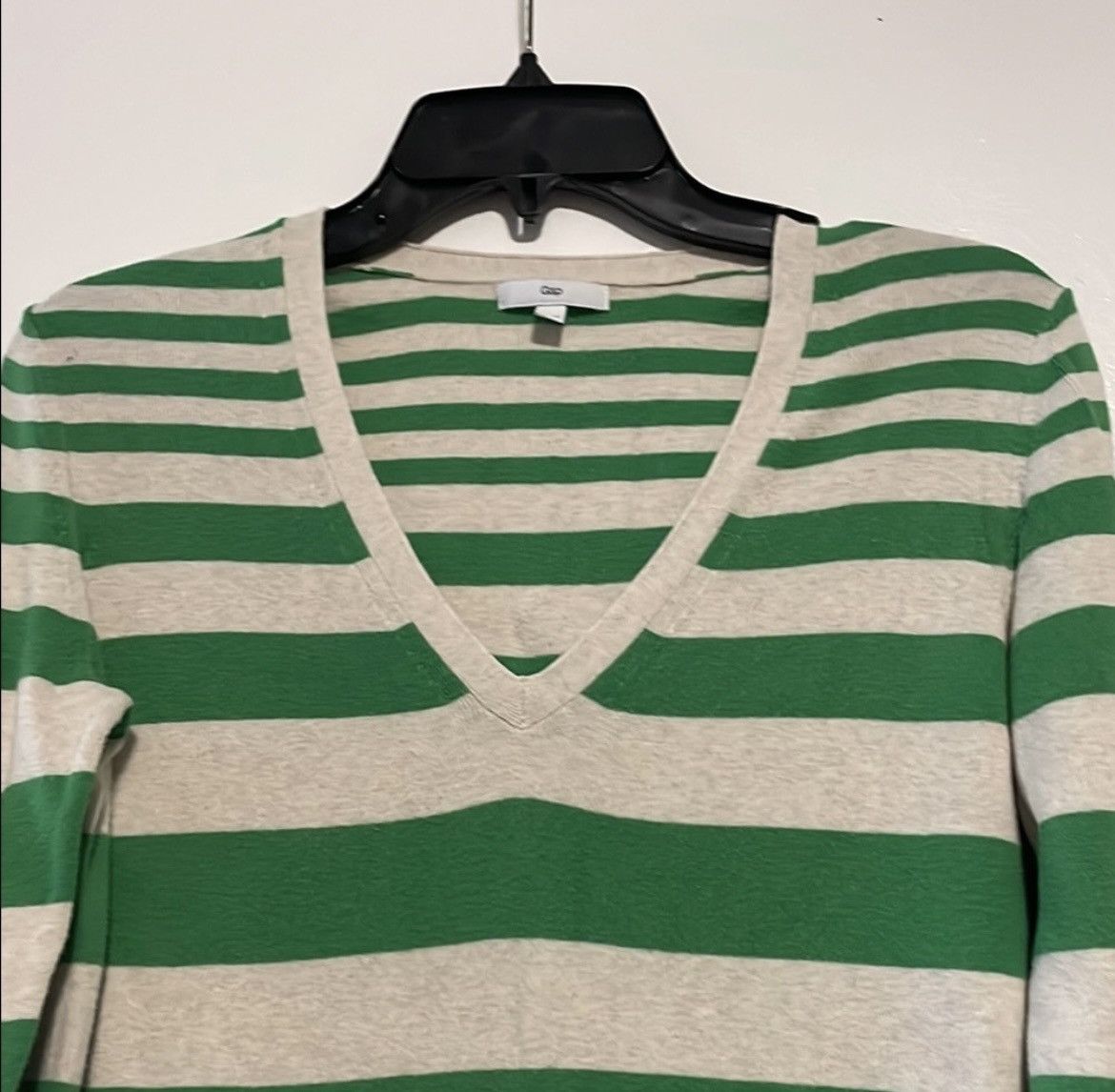 Gap GAP Green and Cream Striped V-Neck Sweater Size L / US 10 / IT 46 - 4 Thumbnail