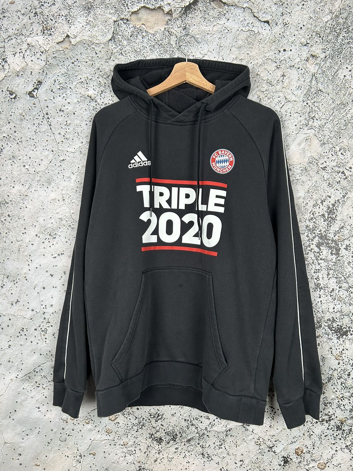 Adidas Adidas Bayern Munchen Black Hoodie Soccer Football Rare Size US L / EU 52-54 / 3 - 1 Thumbnail