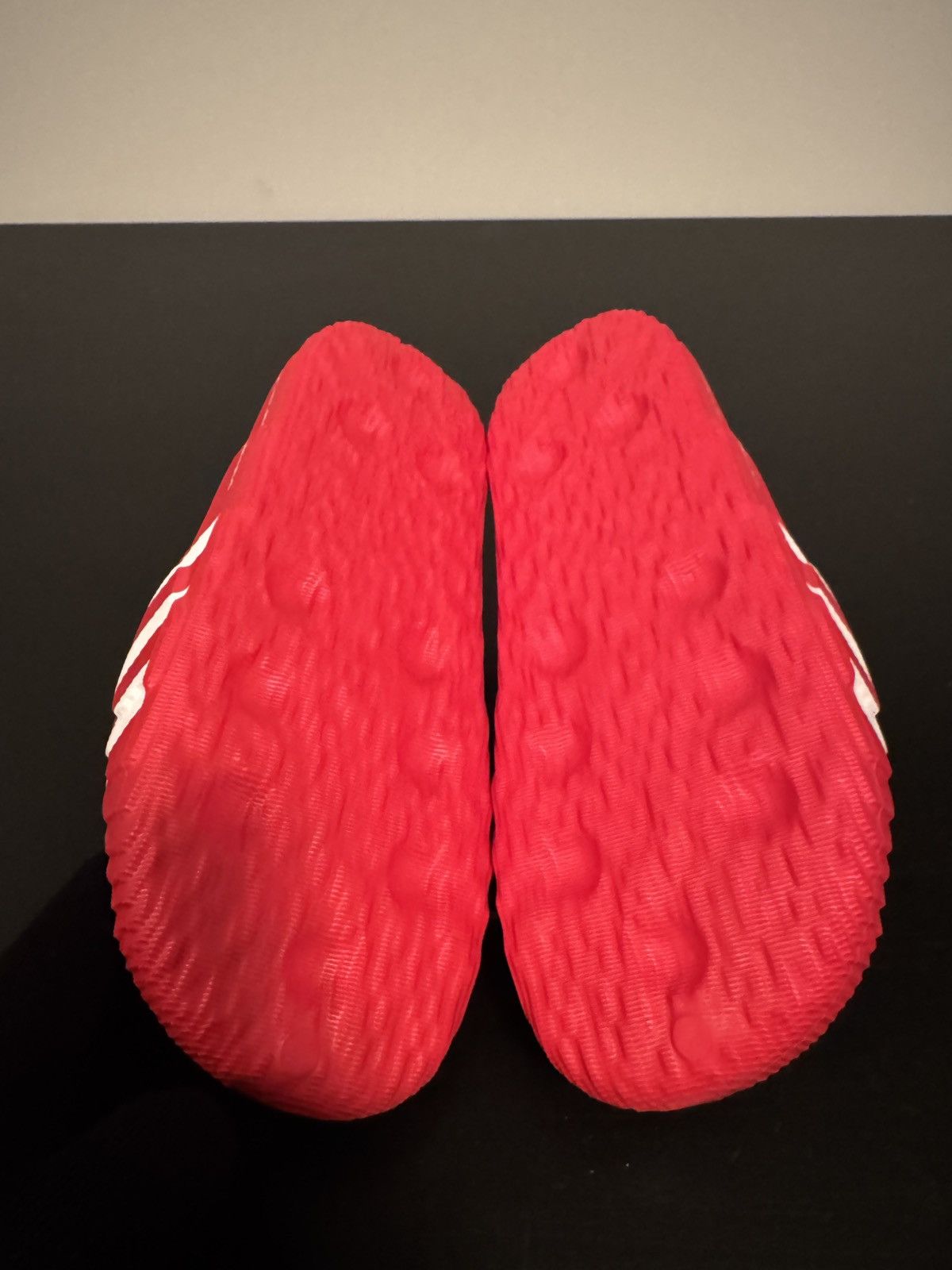 Adidas ADIDAS ADILETTE 22 SLIDES BETTER SCARLET CLOUD WHITE Size US 8 / EU 41 - 5 Thumbnail