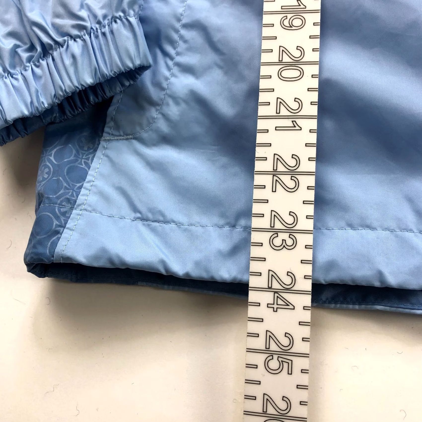 Vintage Columbia Womens Packable Stow Waterproof Jacket Shirt Adult M Light Blue Jacket Woman, Lightweight, Navy? Size M / US 6-8 / IT 42-44 - 3 Thumbnail