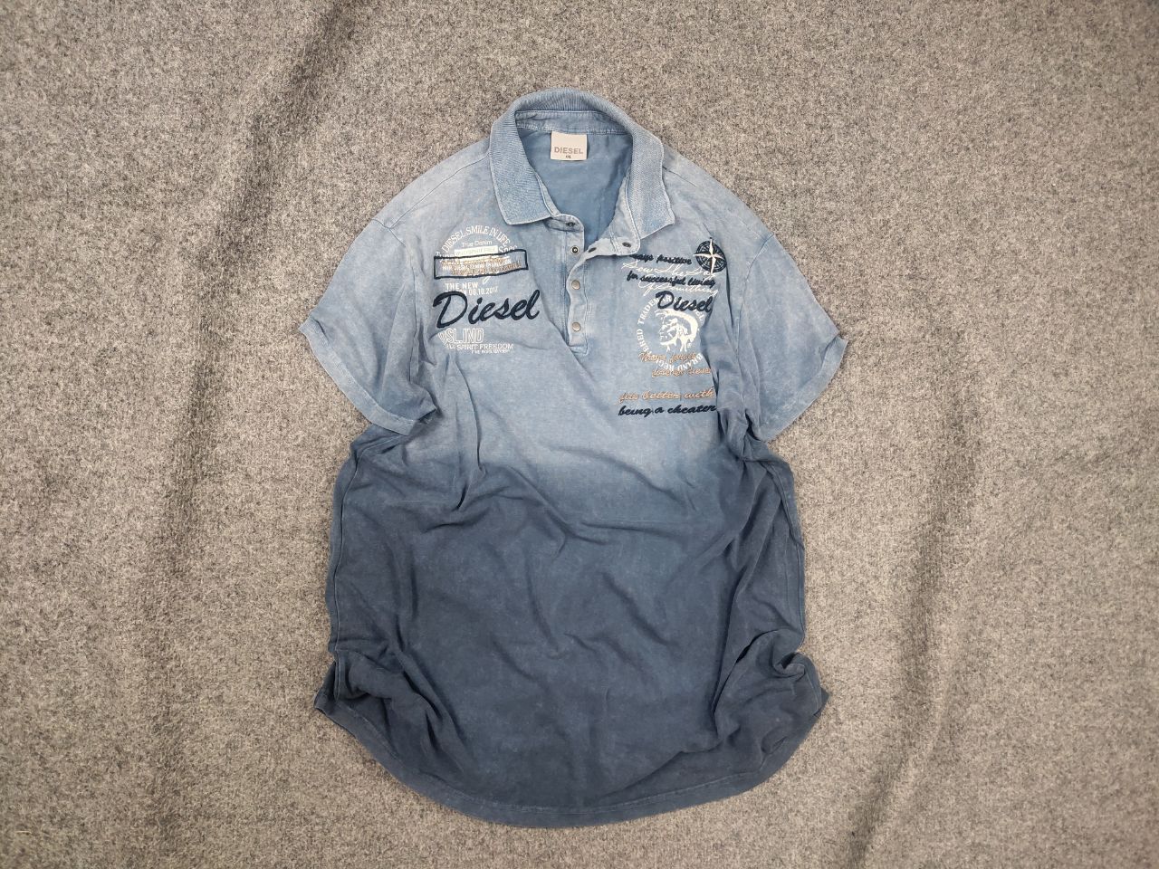 Diesel Vintage Y2K Diesel Overprint Gradient Logo Polo T shirt Size US XL / EU 56 / 4 - 1 Thumbnail