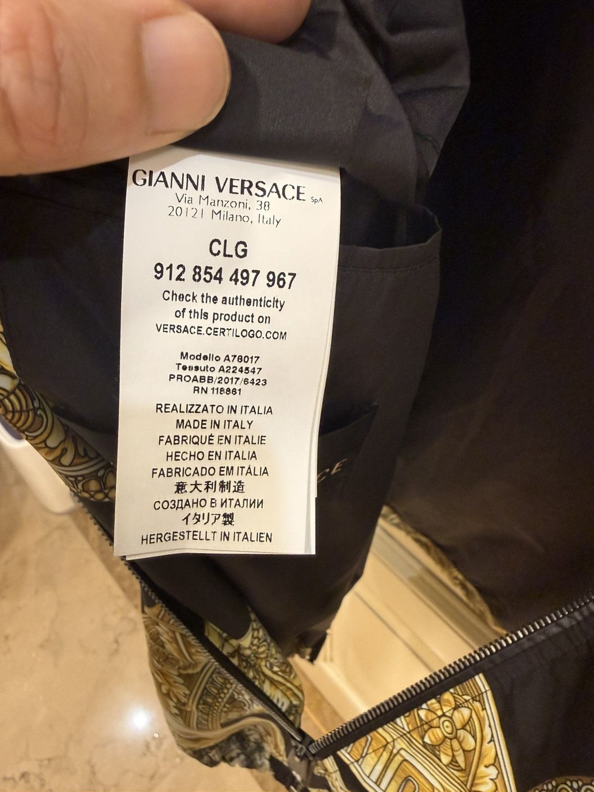 Versace Baroque print hooded jacket size48 Size US M / EU 48-50 / 2 - 13 Thumbnail