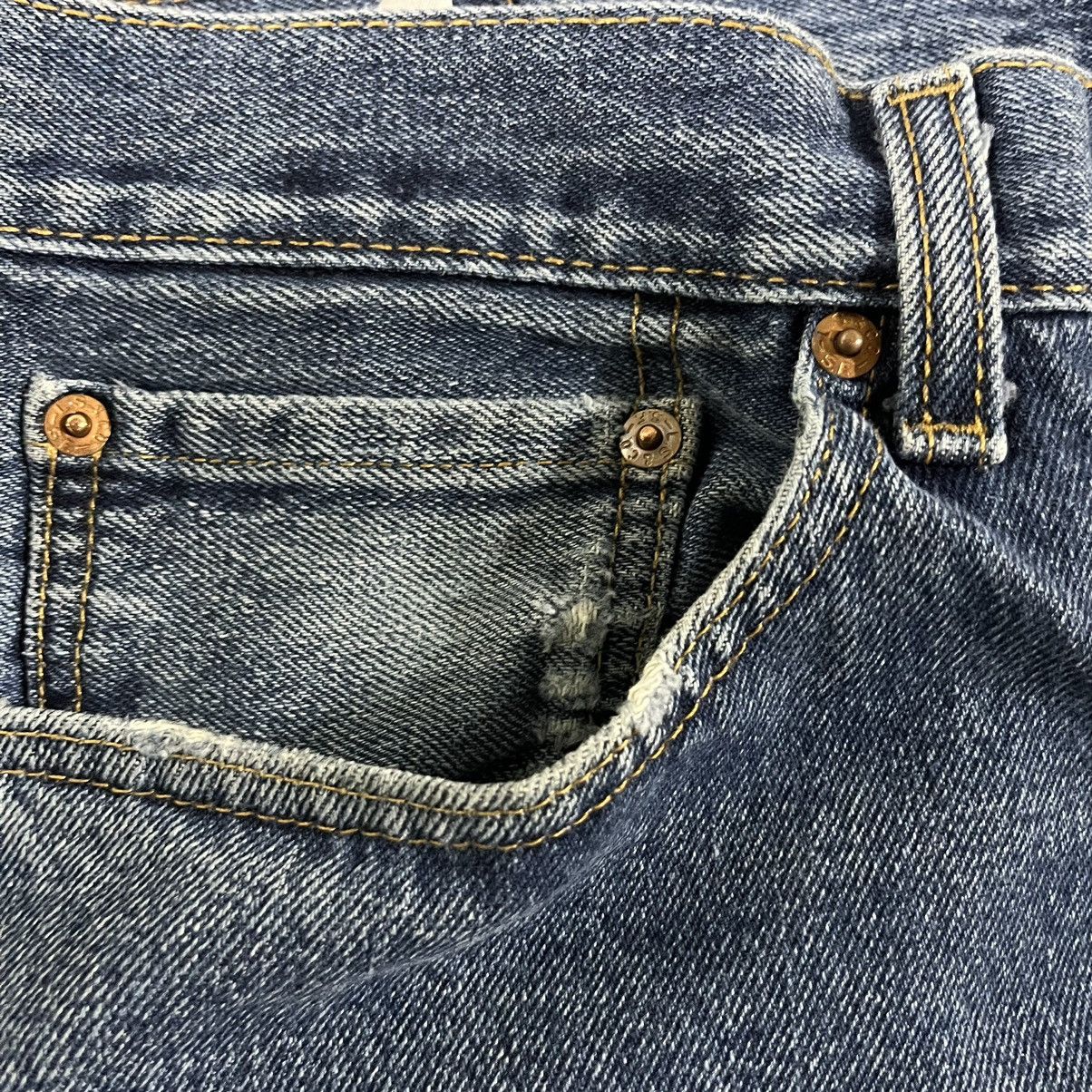 Levi's × Vintage Crazy Vintage Y2K Levi's 505 Faded Distressed Skater Jeans Size US 34 / EU 50 - 14 Thumbnail