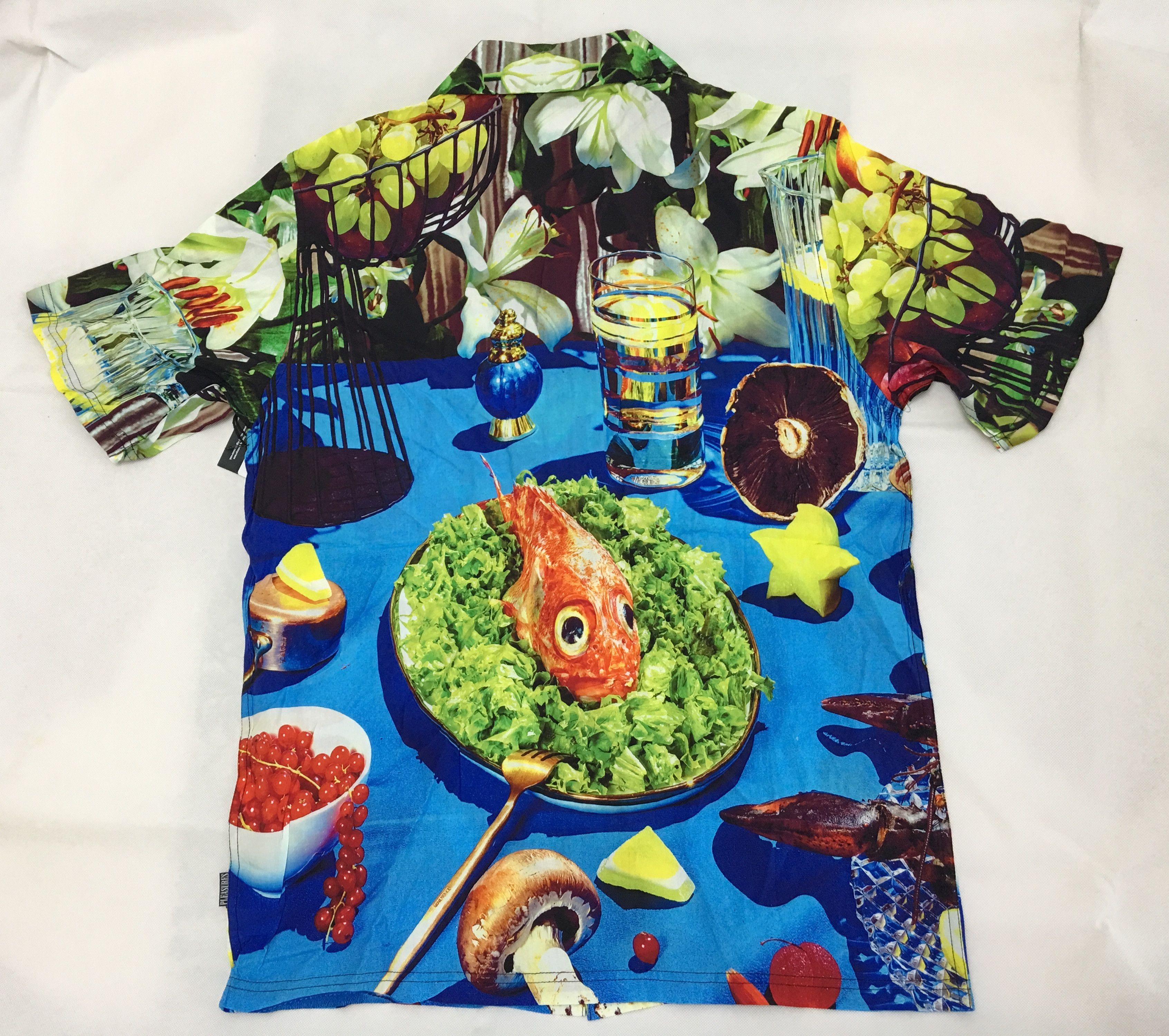 Playboy Pleasures x Playboy Taste Button Down Rayon Shirt Medium Size US M / EU 48-50 / 2 - 4 Thumbnail