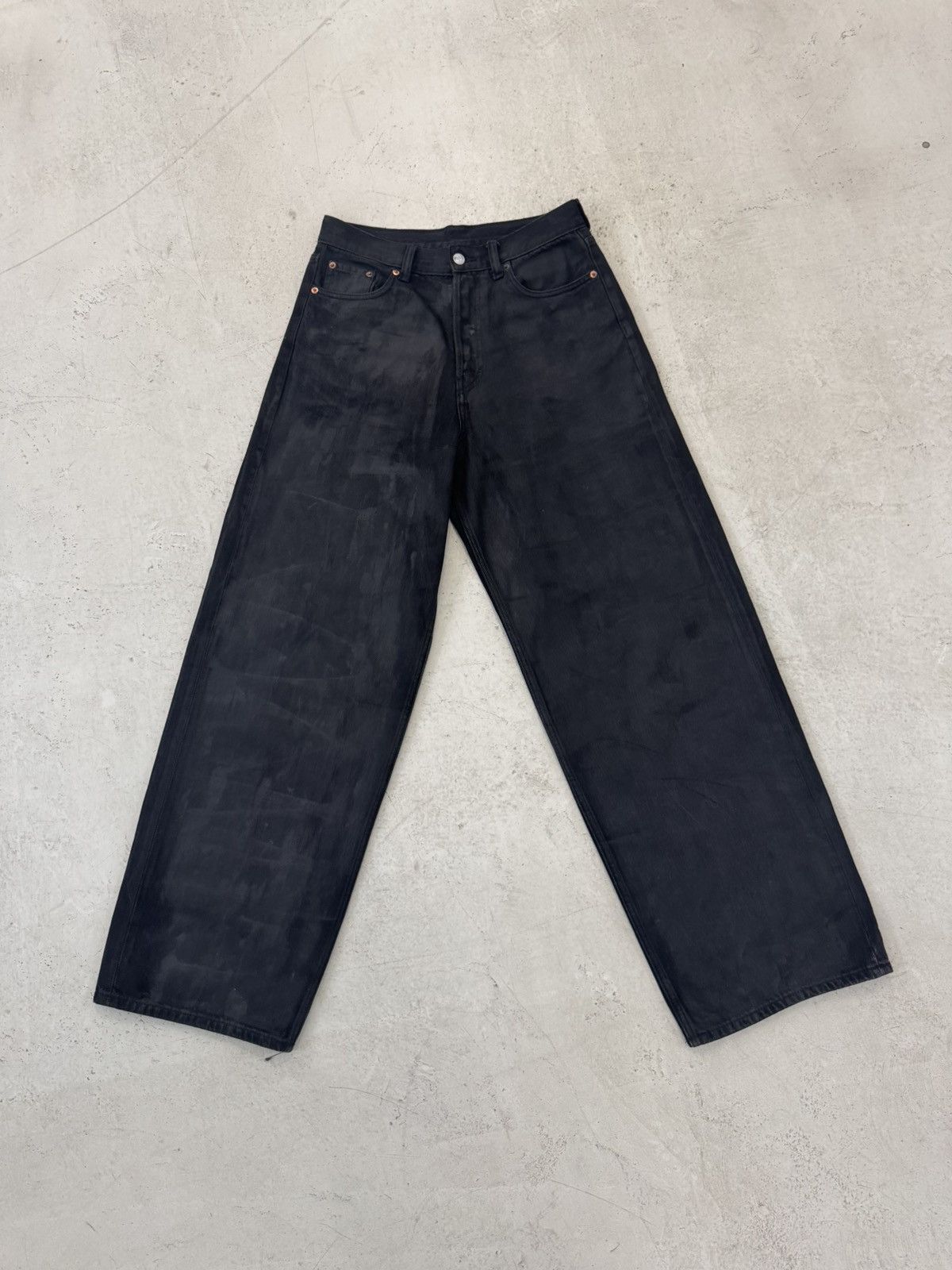 Weekday Weekday Astro waxed pants black Size US 27 - 1 Thumbnail