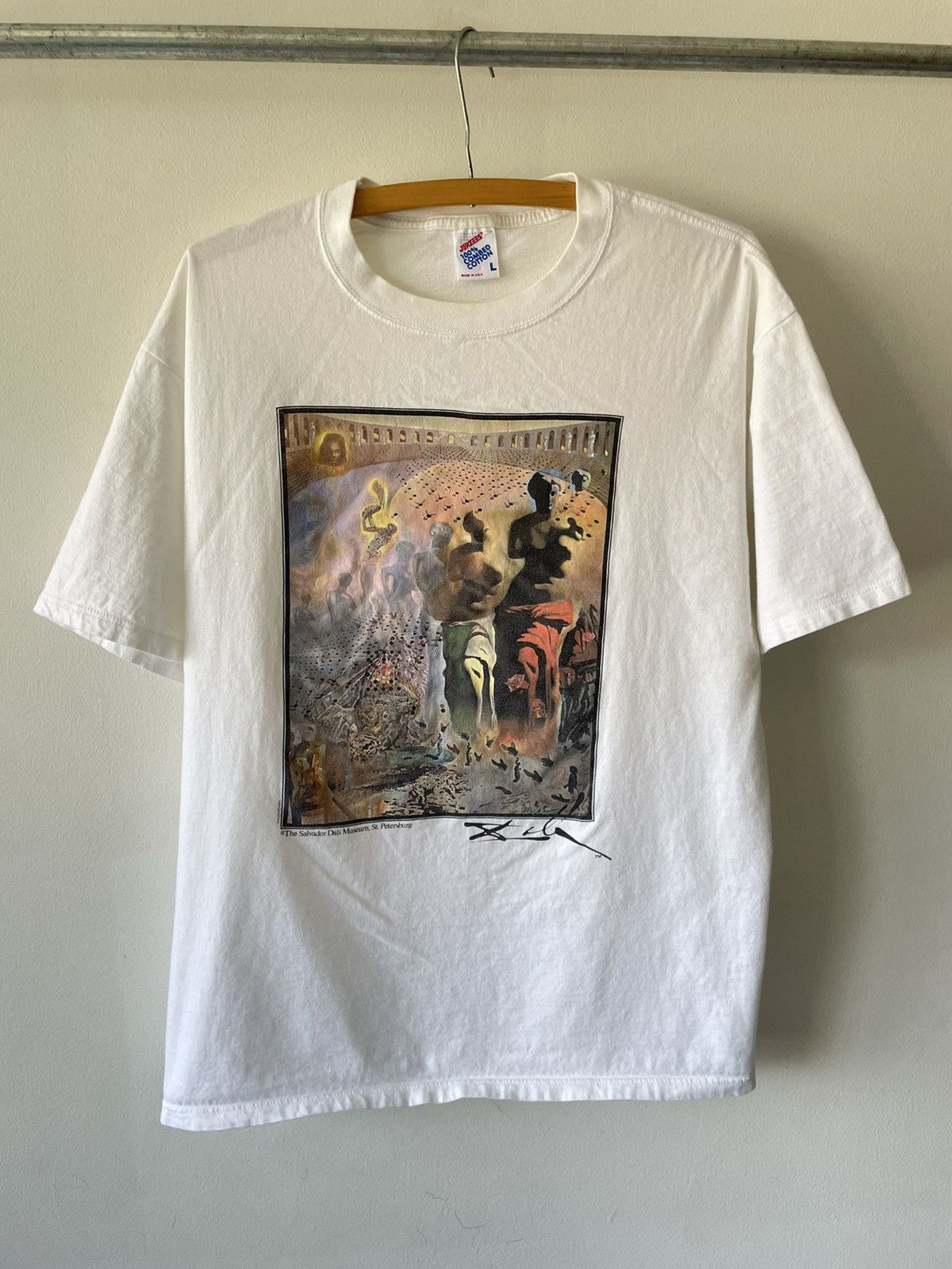 Hot Vintage 90s Salvador Dali Art Tee Shirt