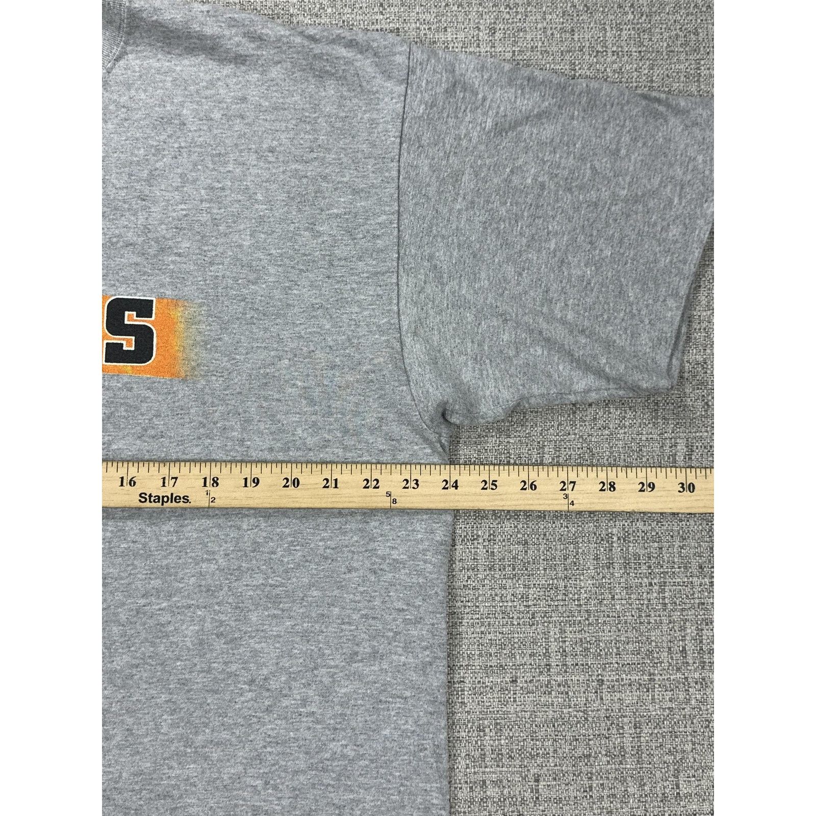 Gildan New York Knicks Shirt XL Dunking Skyline 98 99 Double Sided Size US XL / EU 56 / 4 - 4 Thumbnail