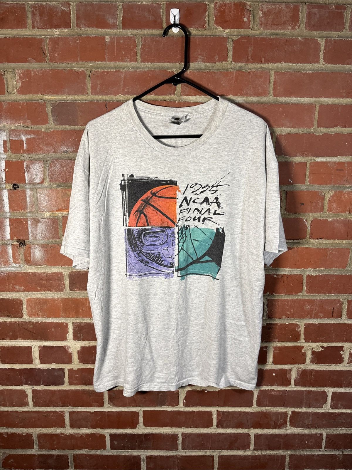 Nike VINTAGE 90s NCAA FINAL FOUR Basketball Shirt College Size L Size US L / EU 52-54 / 3 - 1 Thumbnail